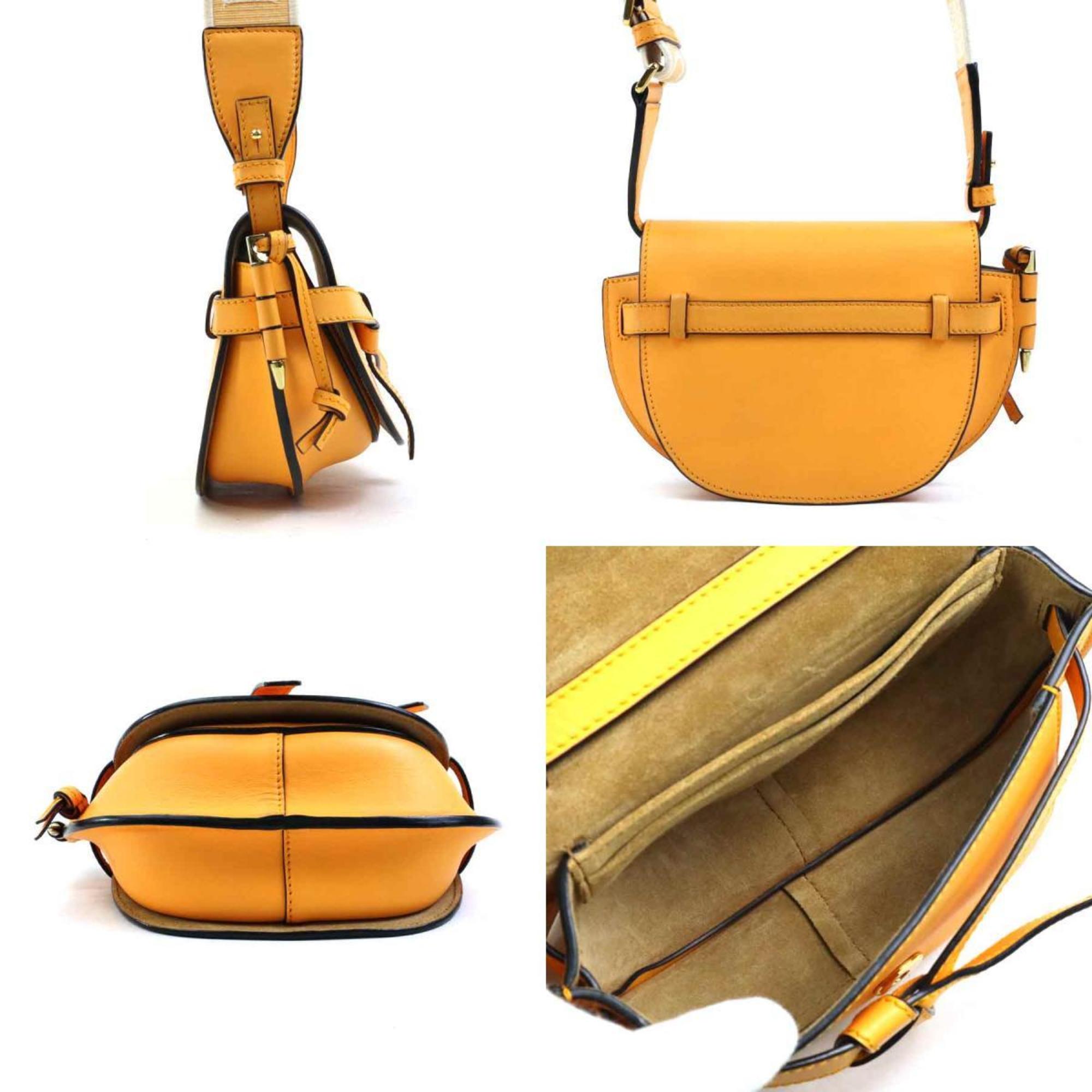 Loewe Orange Leather Shoulder Bag (Pre-Owned)