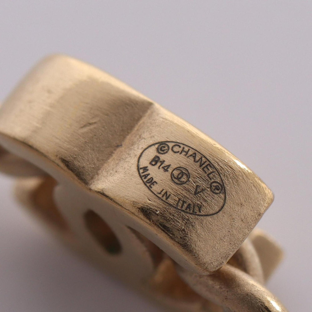 Chanel Gold White Gold Plating Band Ring (Pre-Owned)