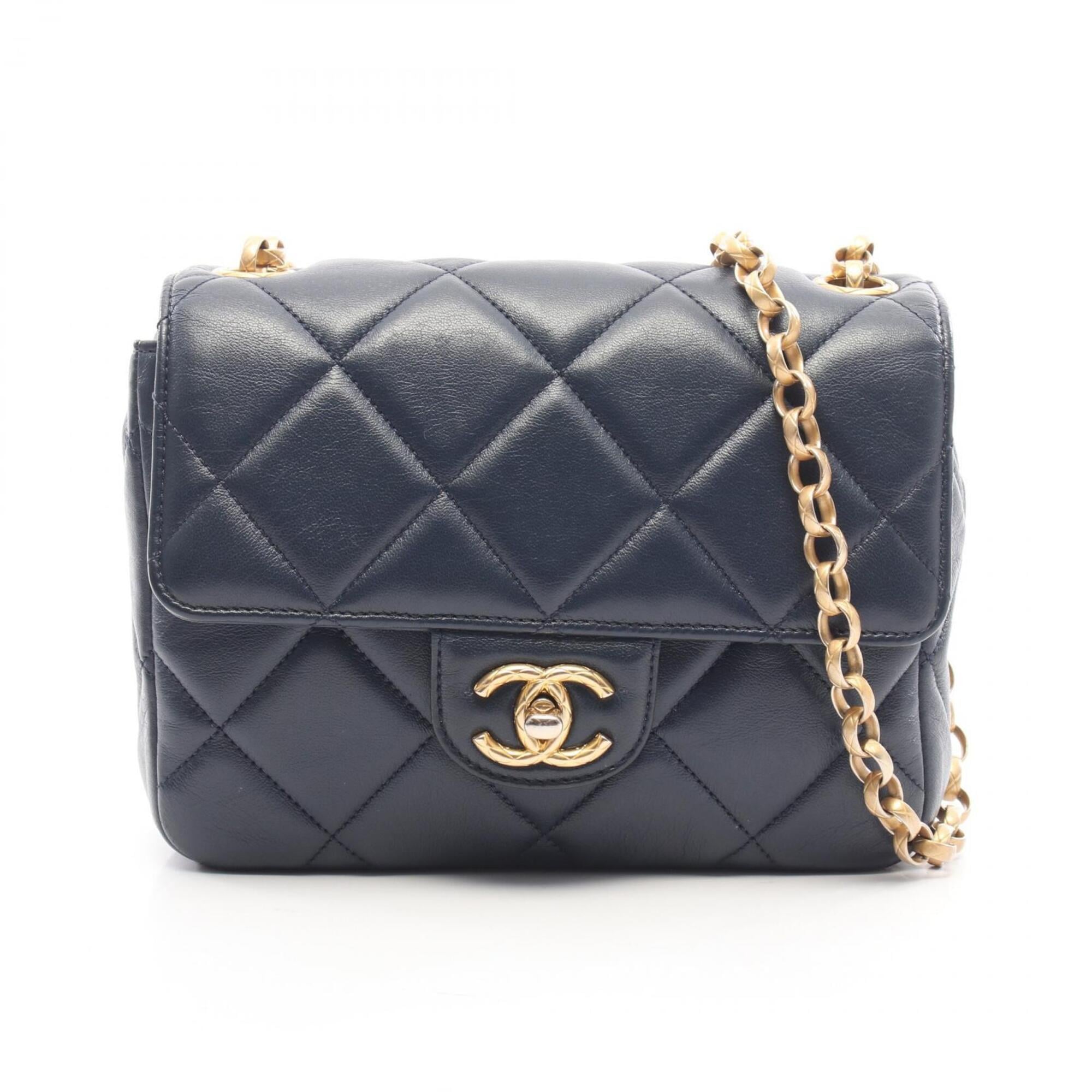 Chanel Navy Leather Handbag Shoulder Bag (Pre-Owned)