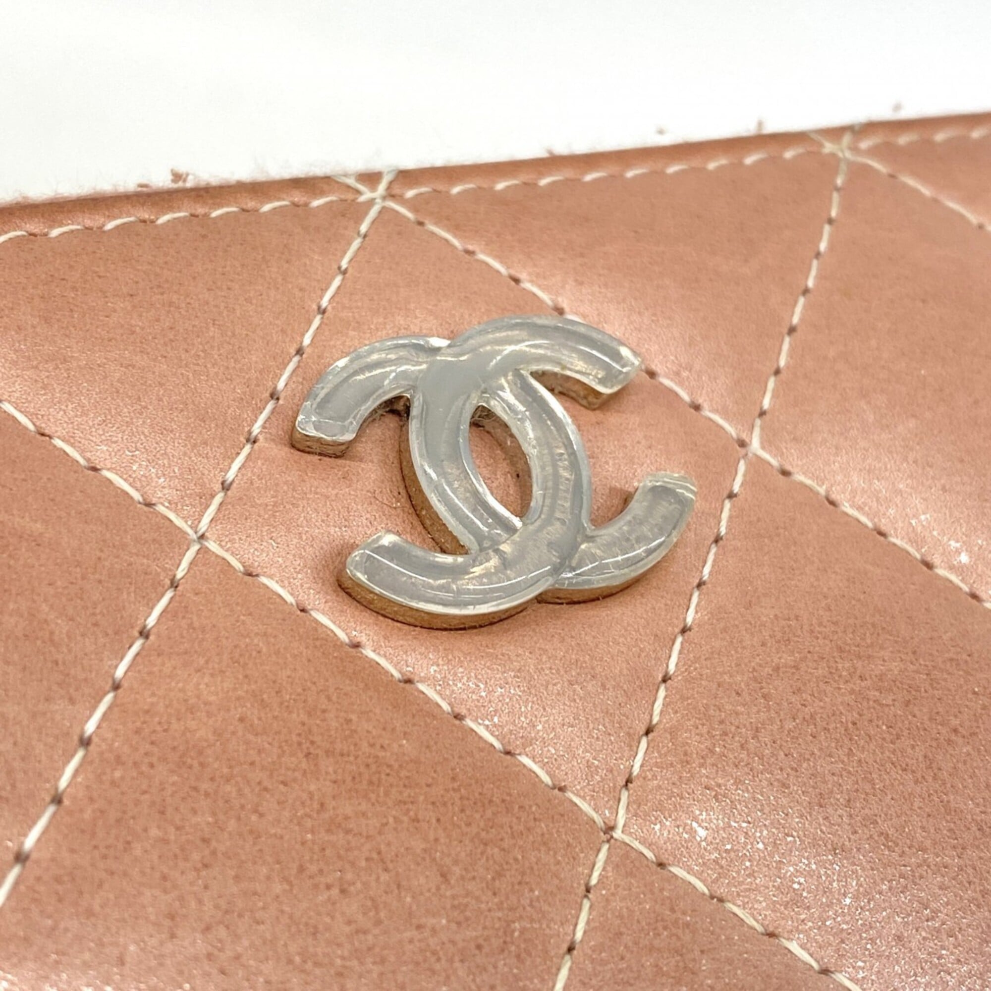 Chanel Pink White Leather Patent Leather Wallet (Bi-Fold) (Pre-Owned)