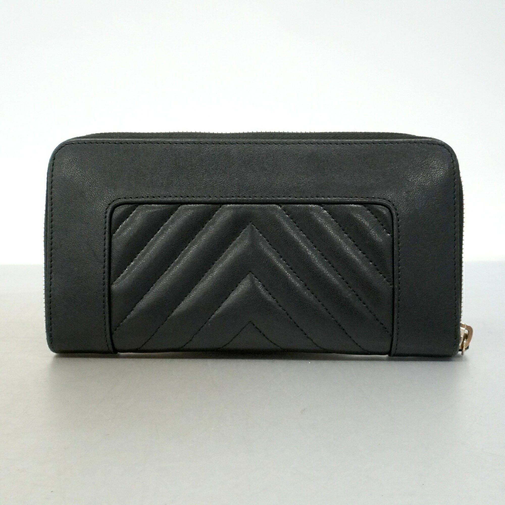Chanel Black Leather Long Wallet (Bi-Fold) (Pre-Owned)