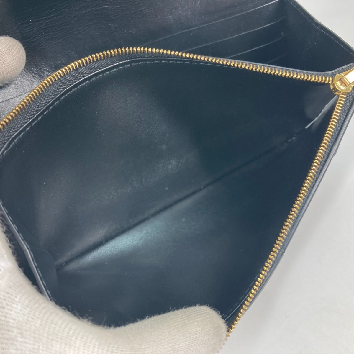 Bottega Veneta Black Leather Long Wallet (Bi-Fold) (Pre-Owned)