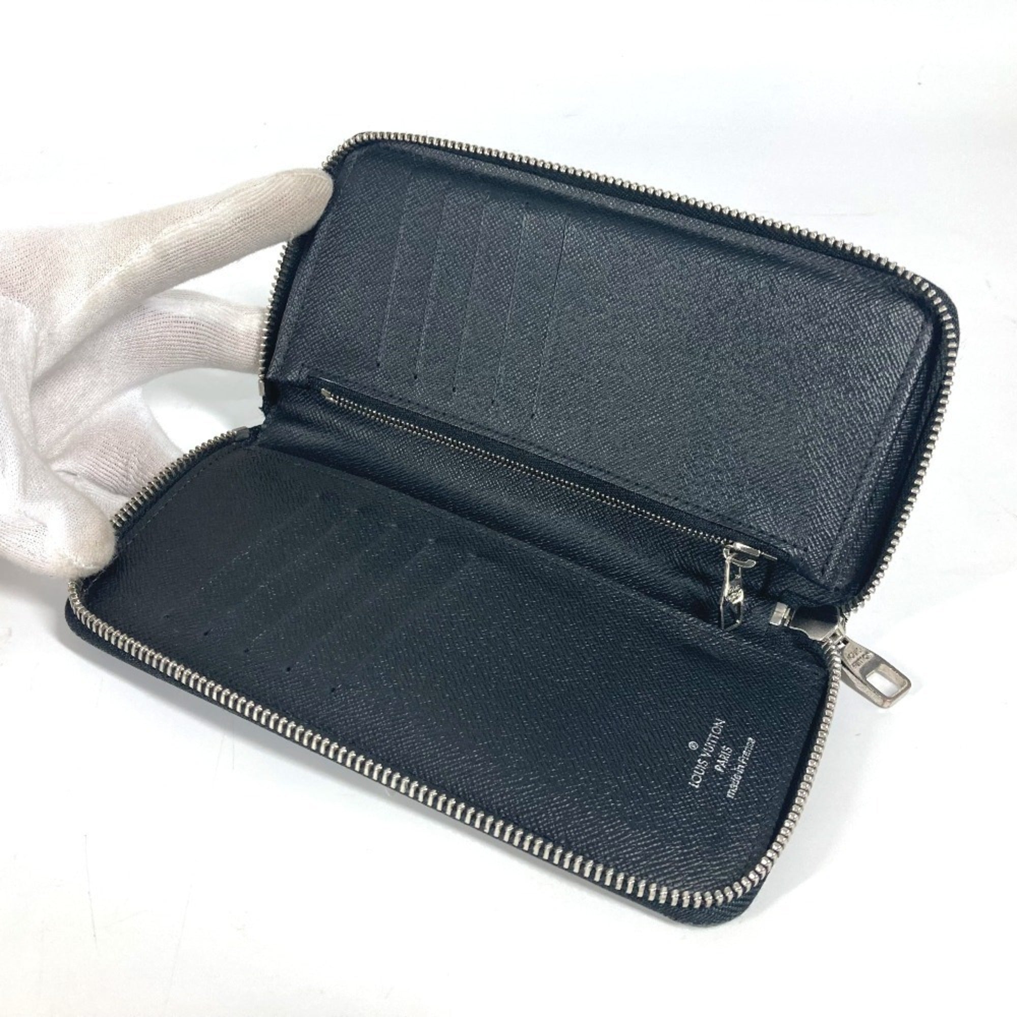 Louis Vuitton Black Damier Graphite Long Wallet (Bi-Fold) (Pre-Owned)