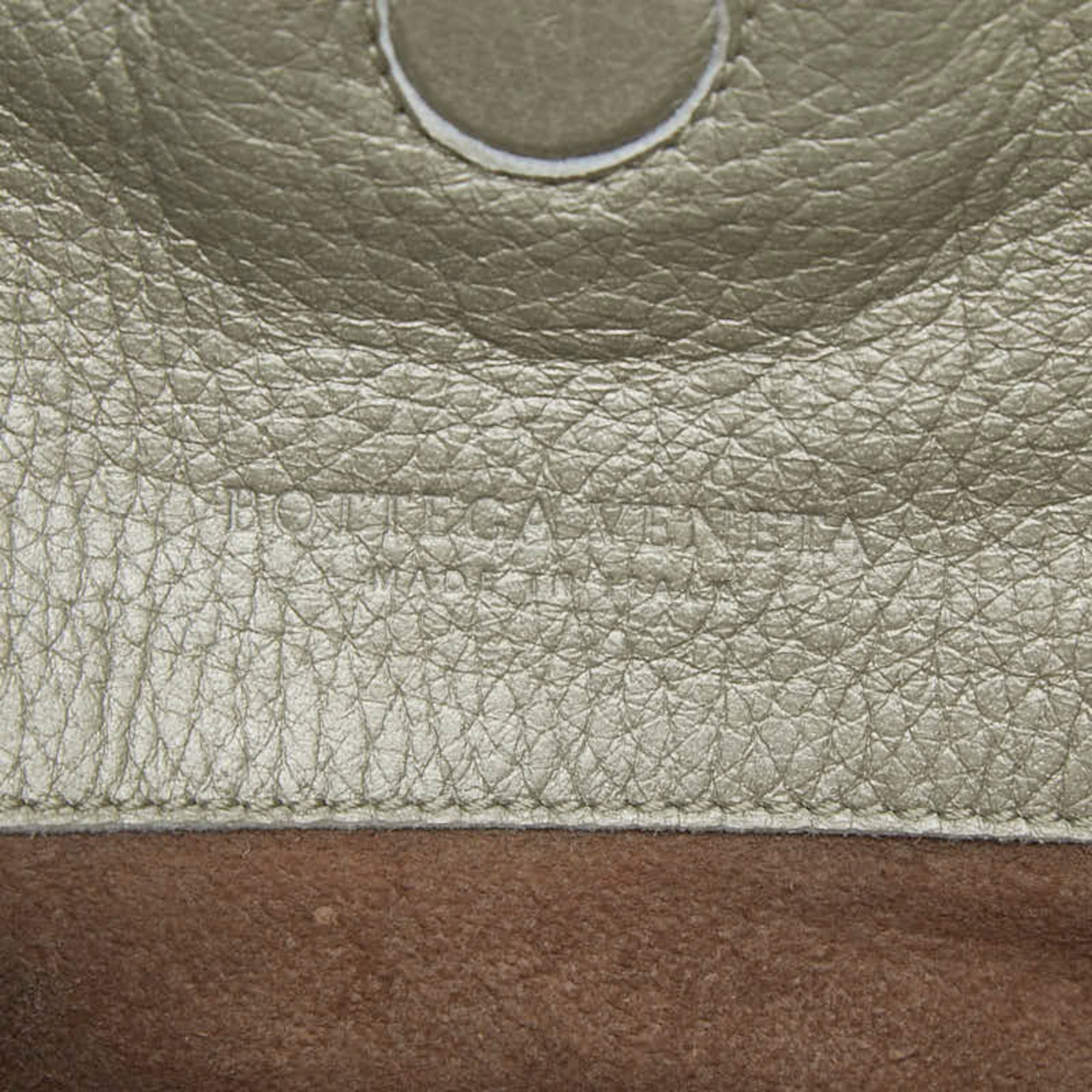 Bottega Veneta Gray Leather Clutch Bag (Pre-Owned)