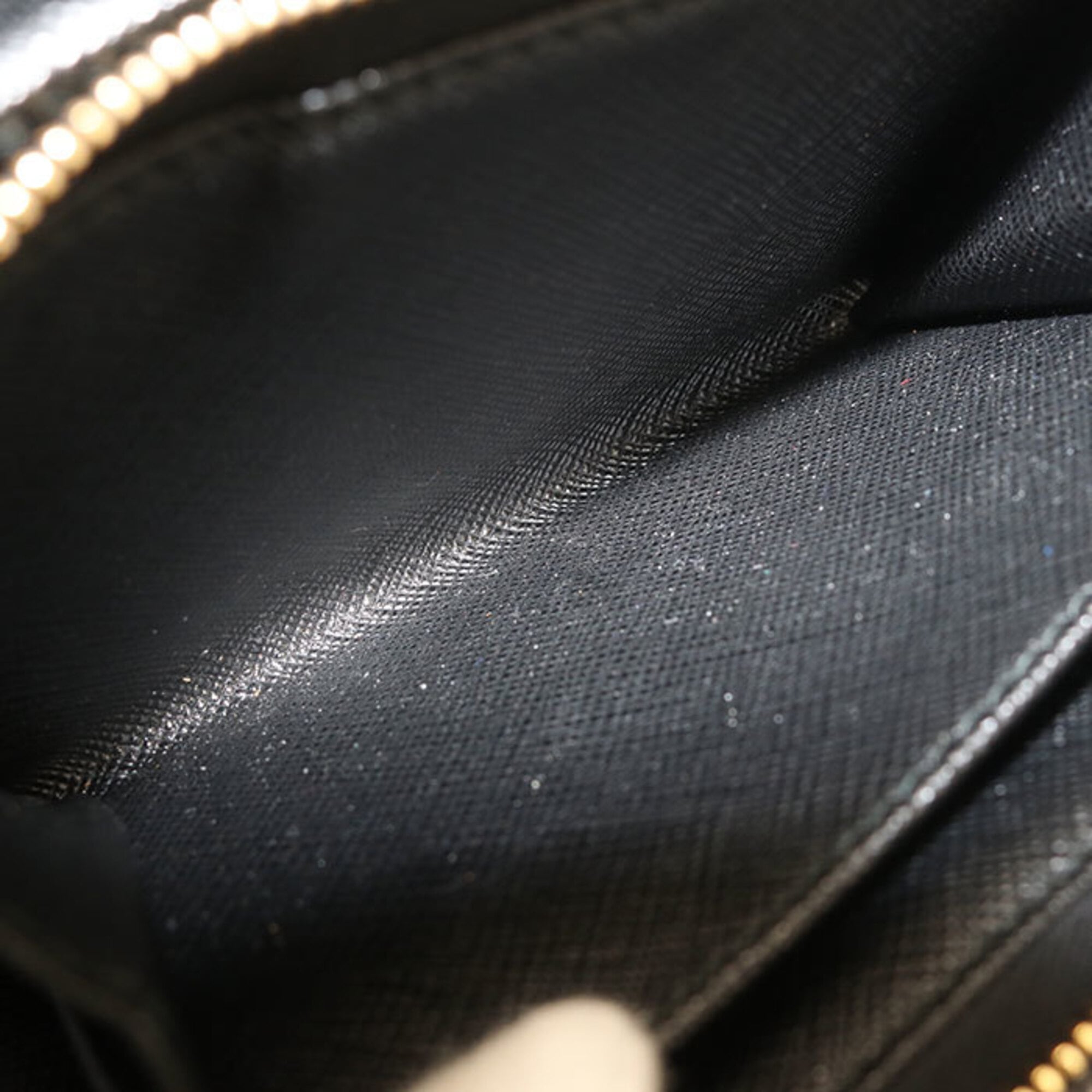 Prada Black Leather Wallet (Bi-Fold) (Pre-Owned)
