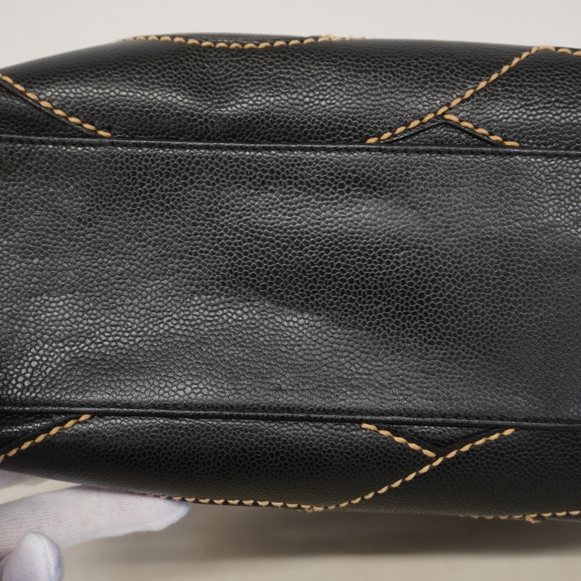 Chanel Black Grained Calfskin Tote Bag (Pre-Owned)