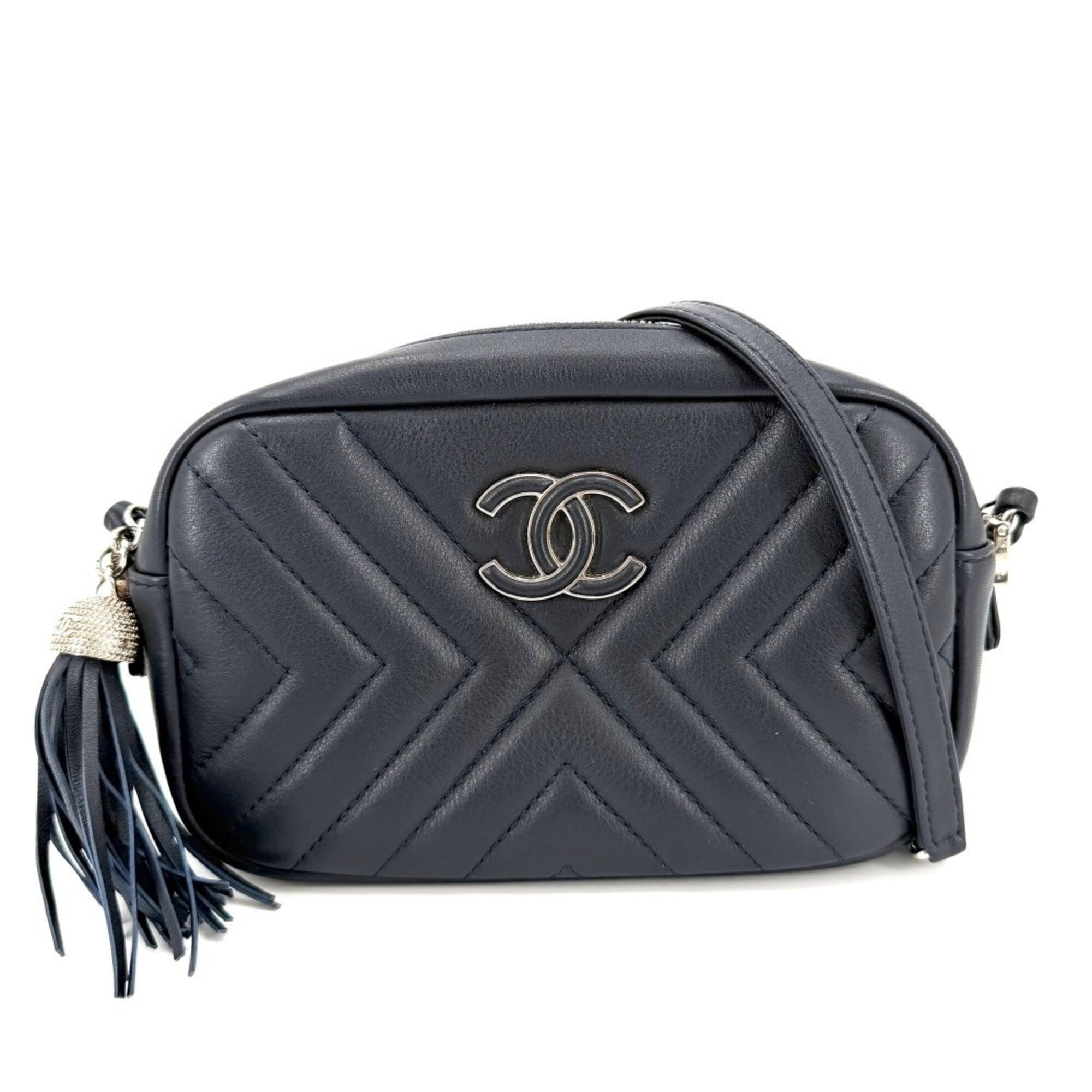 Chanel Navy Leather Shoulder Bag (Pre-Owned)