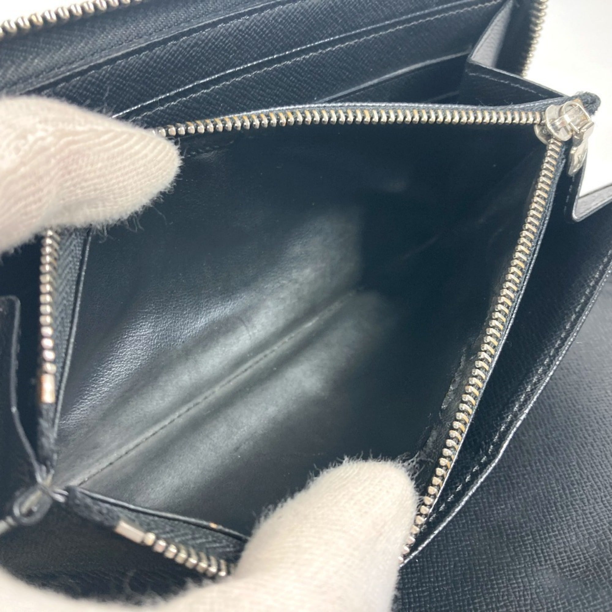 Louis Vuitton Epi Black Galle Noir Epi Leather Wallet (Bi-Fold) (Pre-Owned)