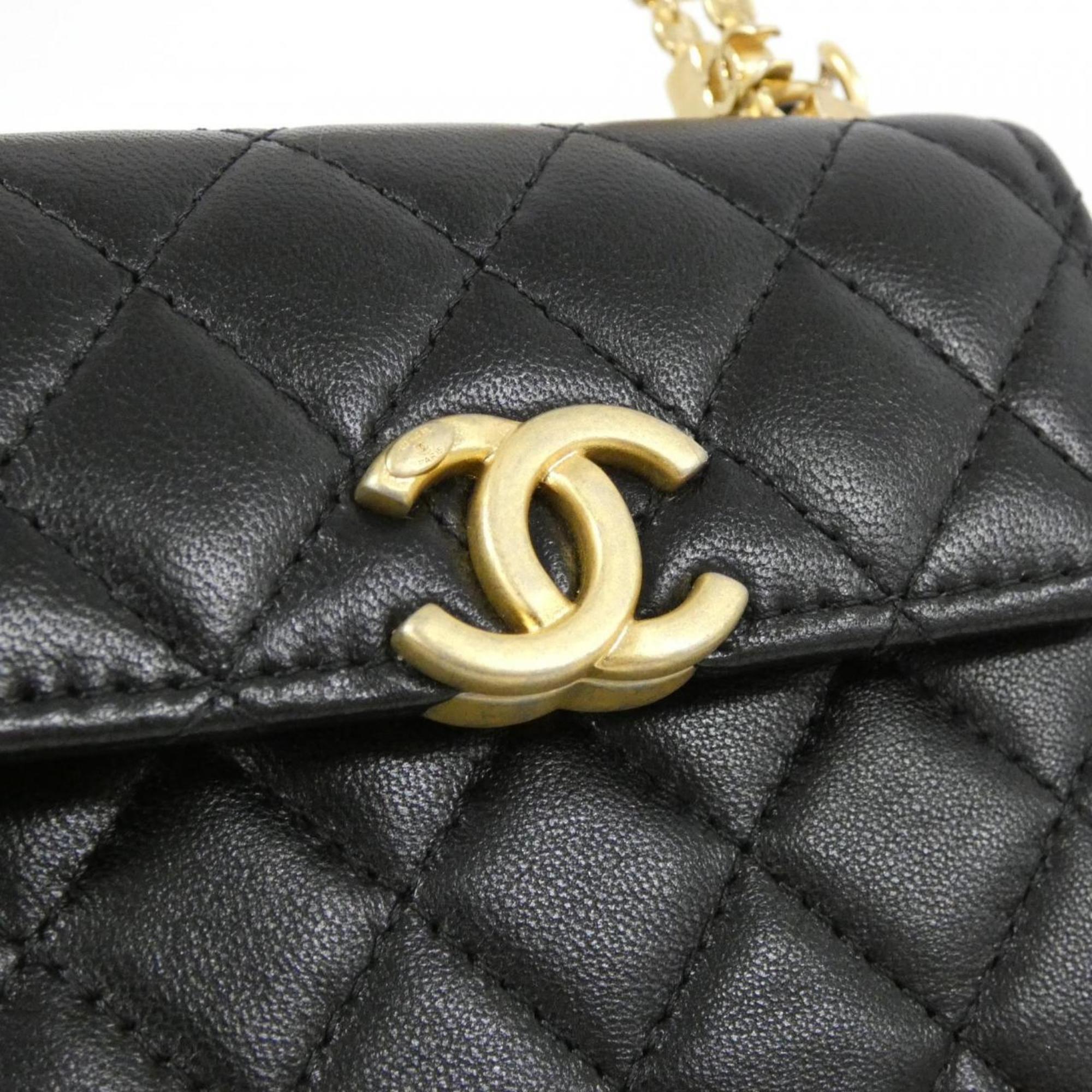 Chanel Black Leather Shoulder Bag (Pre-Owned)