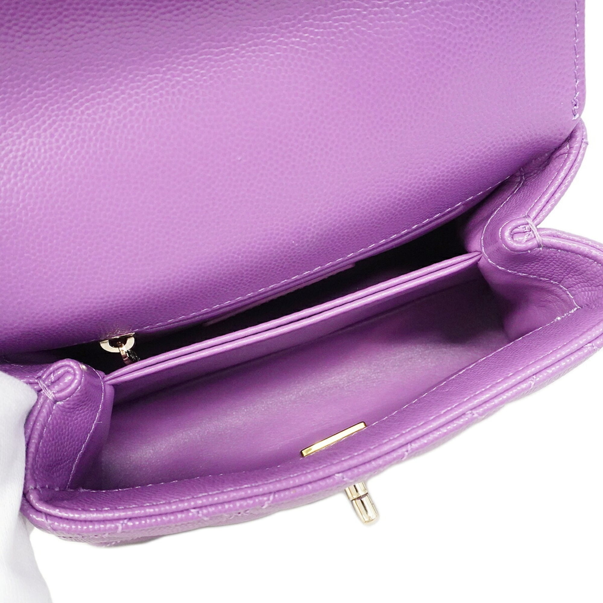 Chanel Purple Grained Calfskin Handbag (Pre-Owned)