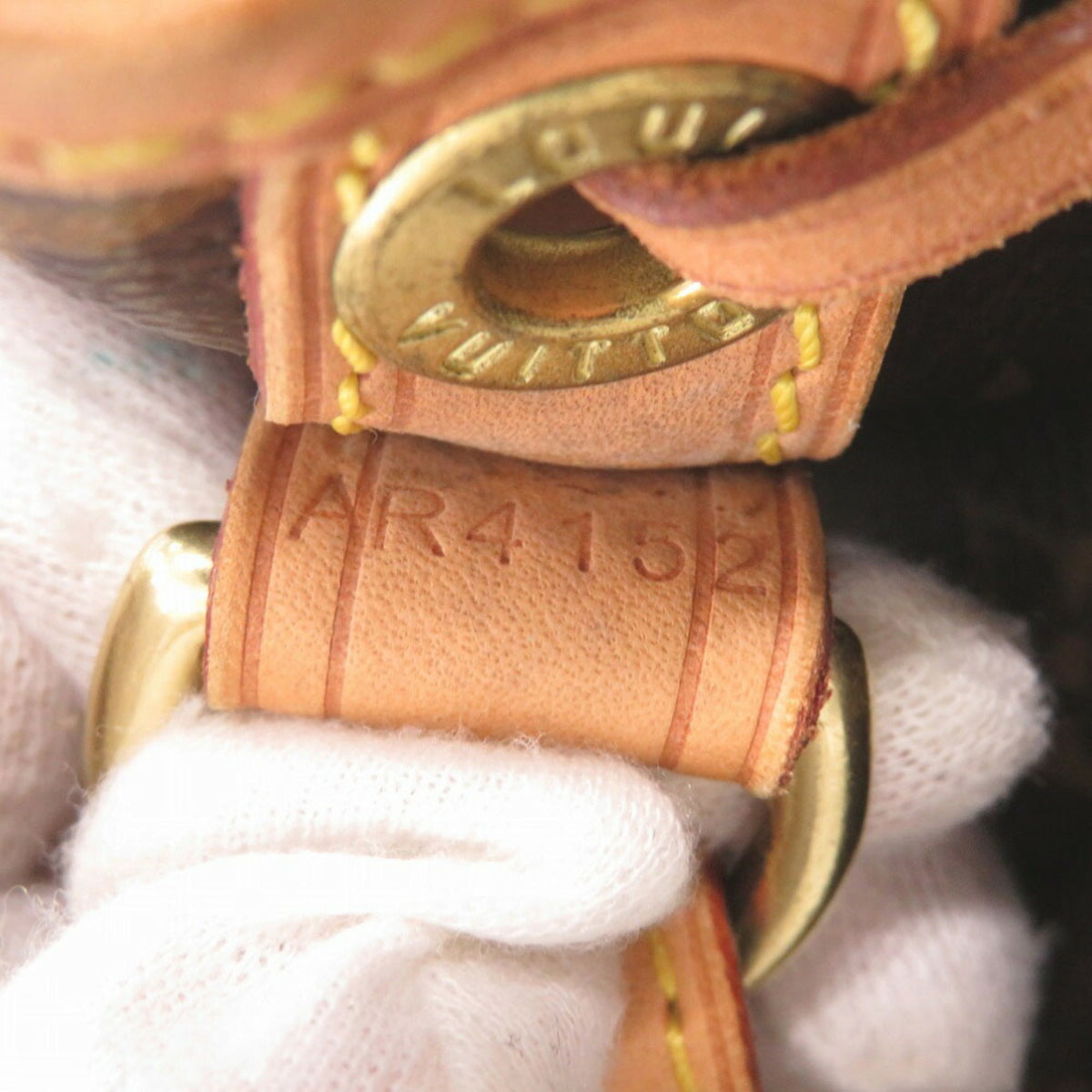 Louis Vuitton Brown Monogram Monogram Shoulder Bag (Pre-Owned)