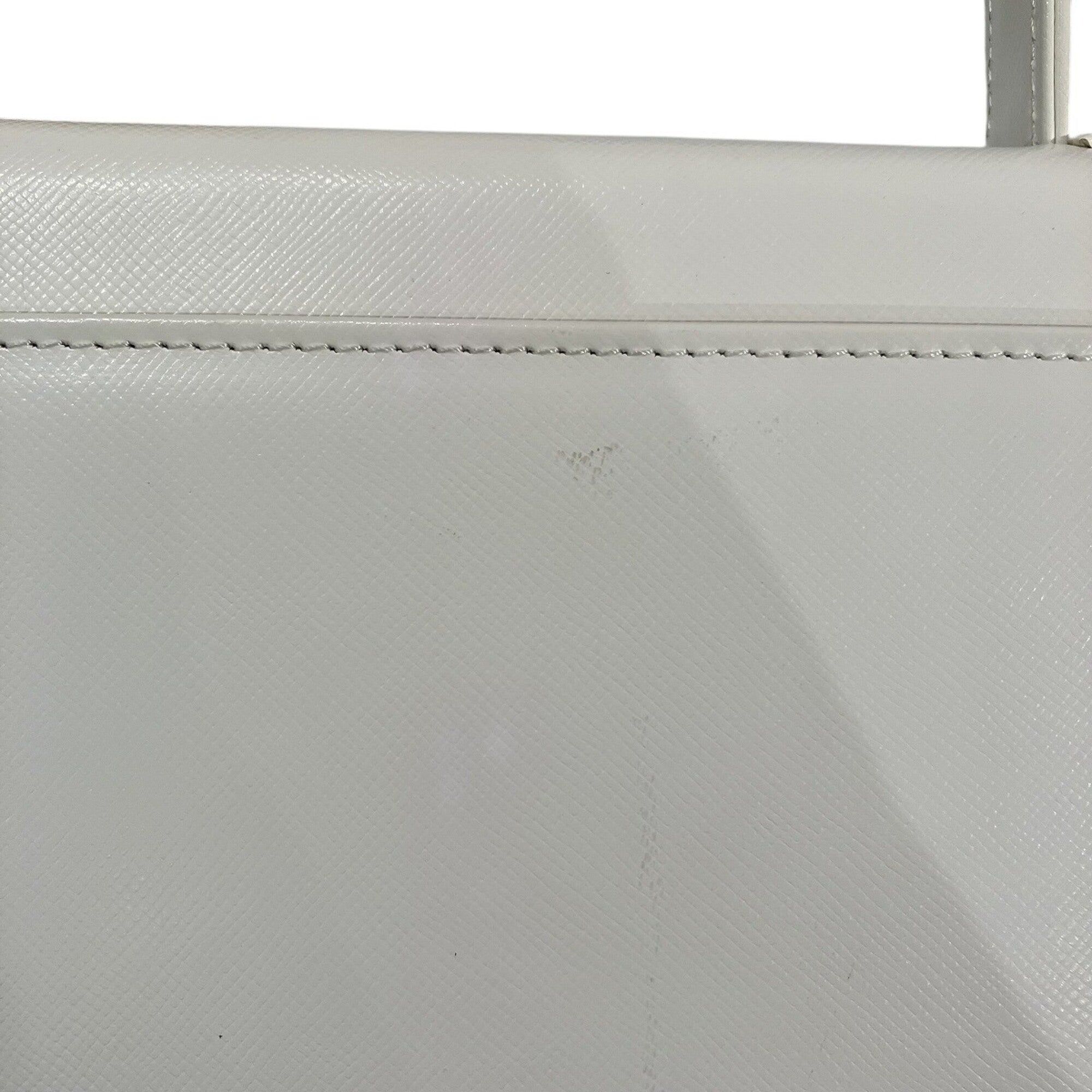 Yves Saint Laurent White Leather Handbag (Pre-Owned)