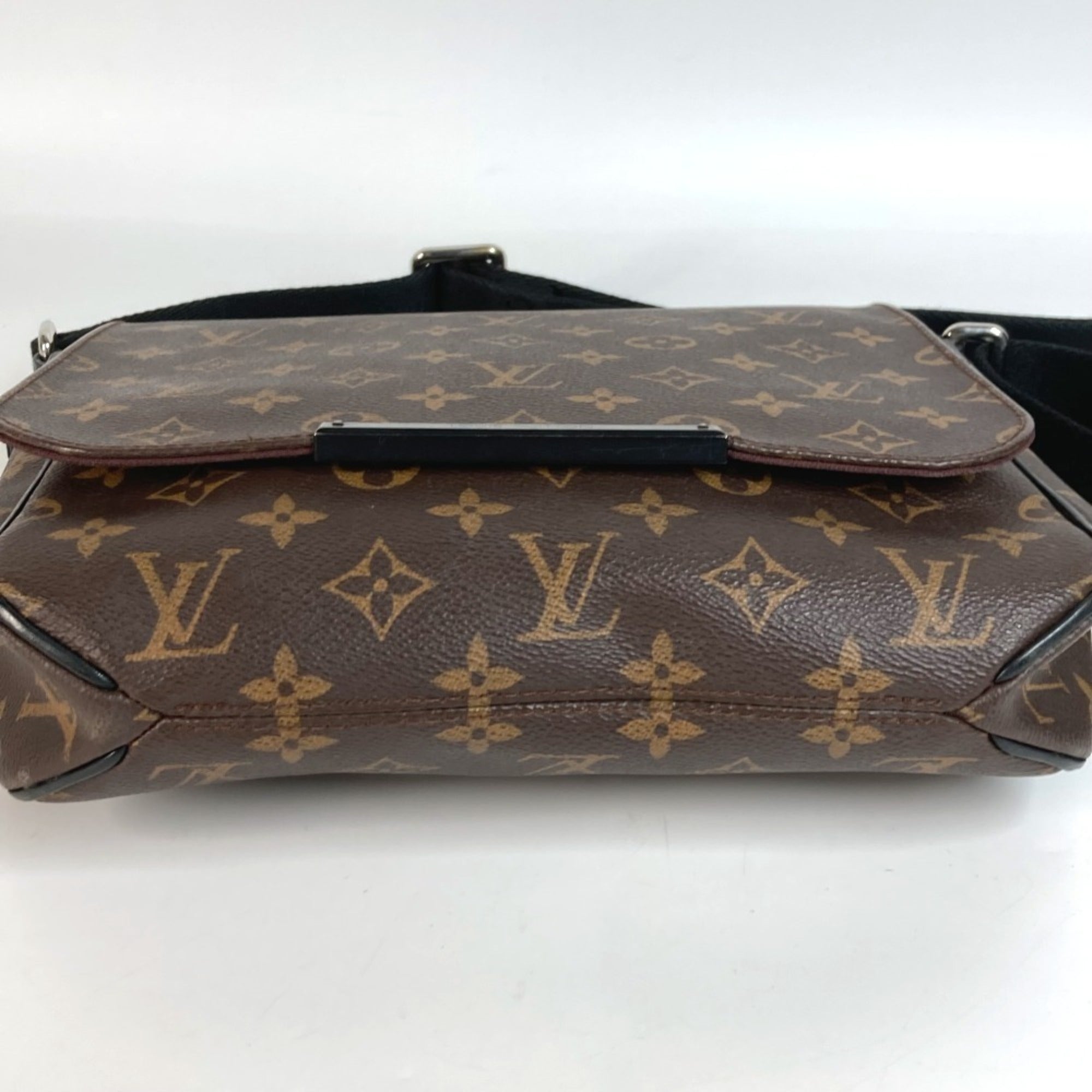 Louis Vuitton Black Brown Monogram Messenger Bag Shoulder Bag (Pre-Owned)