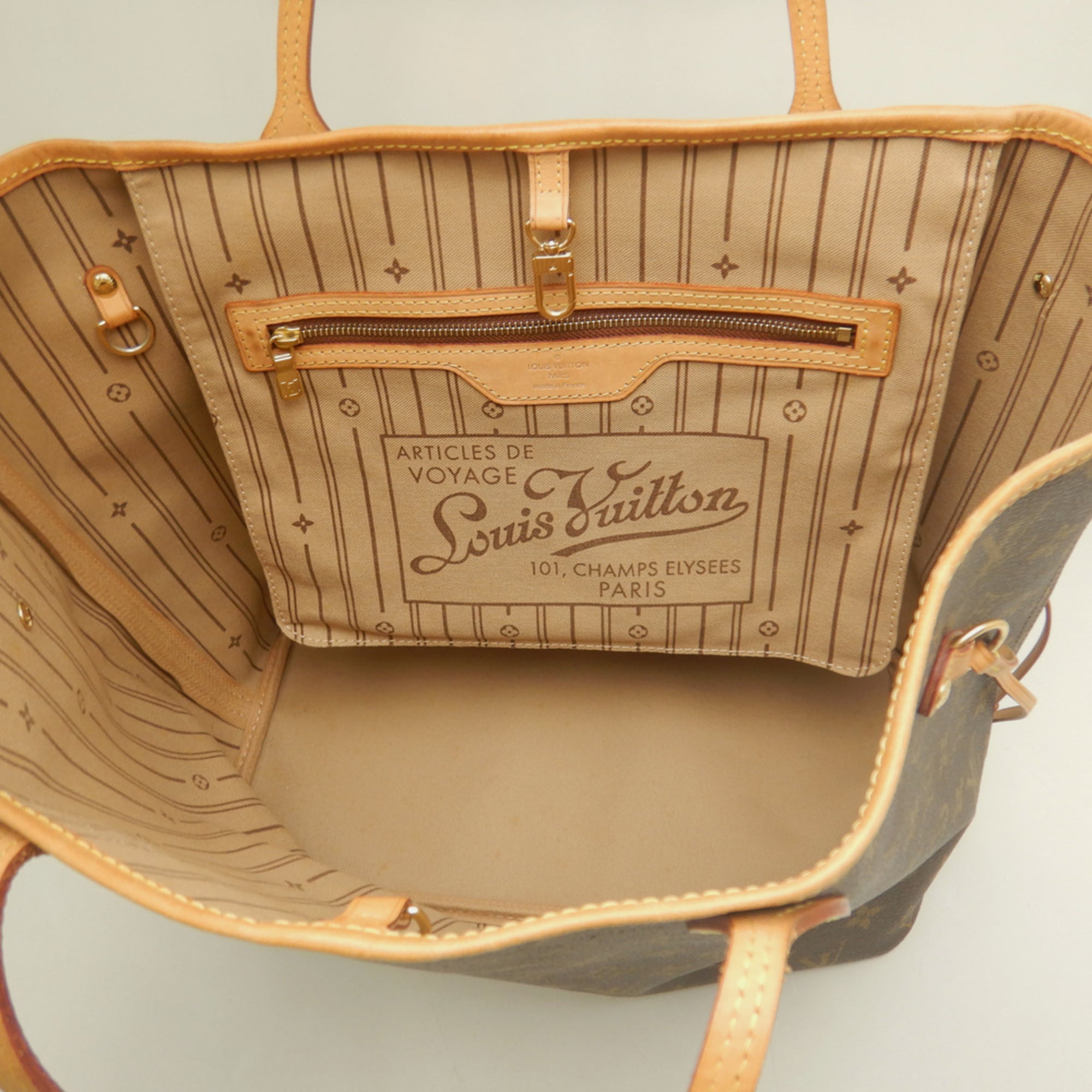 Louis Vuitton Brown Monogram Canvas Tote Bag (Pre-Owned)