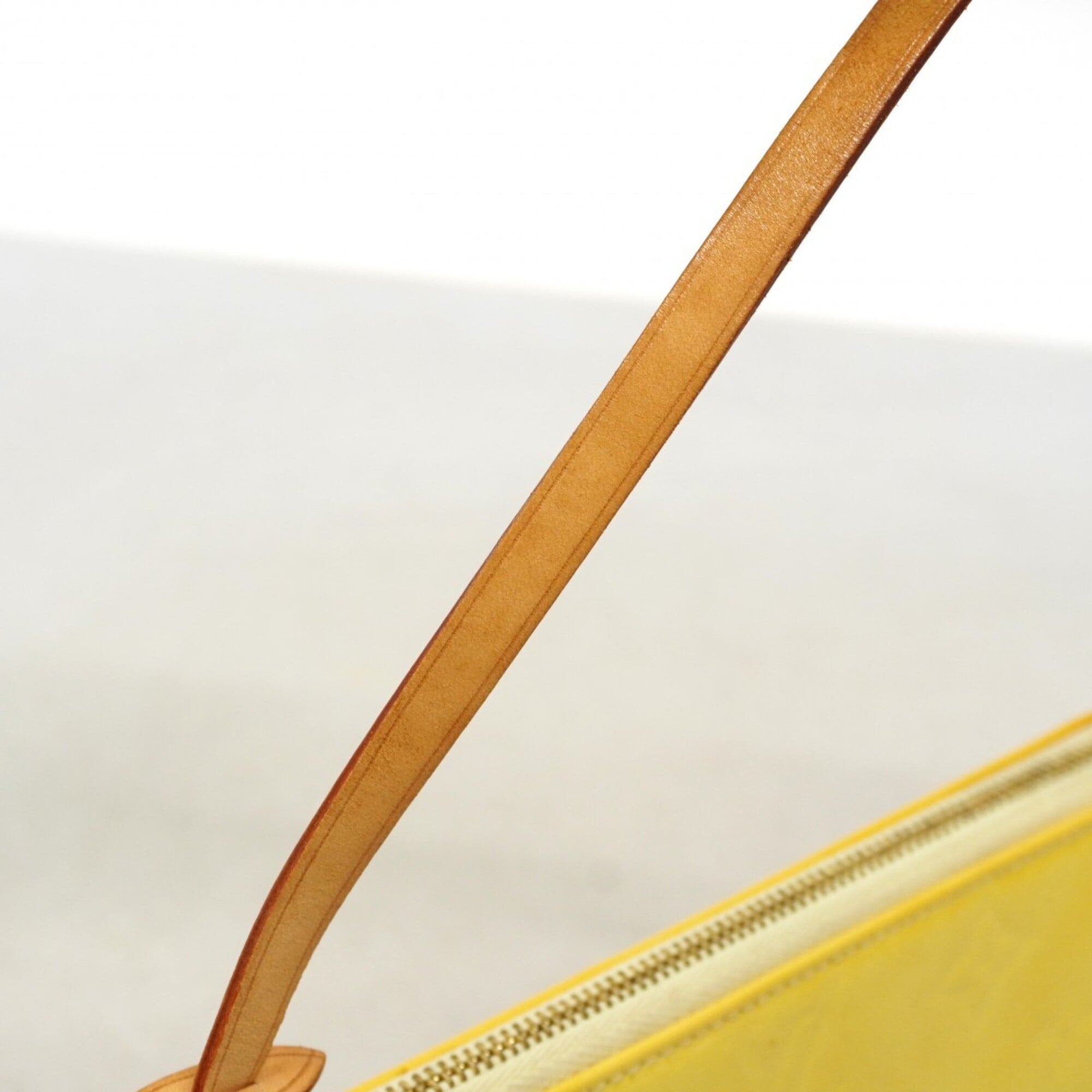 Louis Vuitton Lime Yellow Pouch (Pre-Owned)