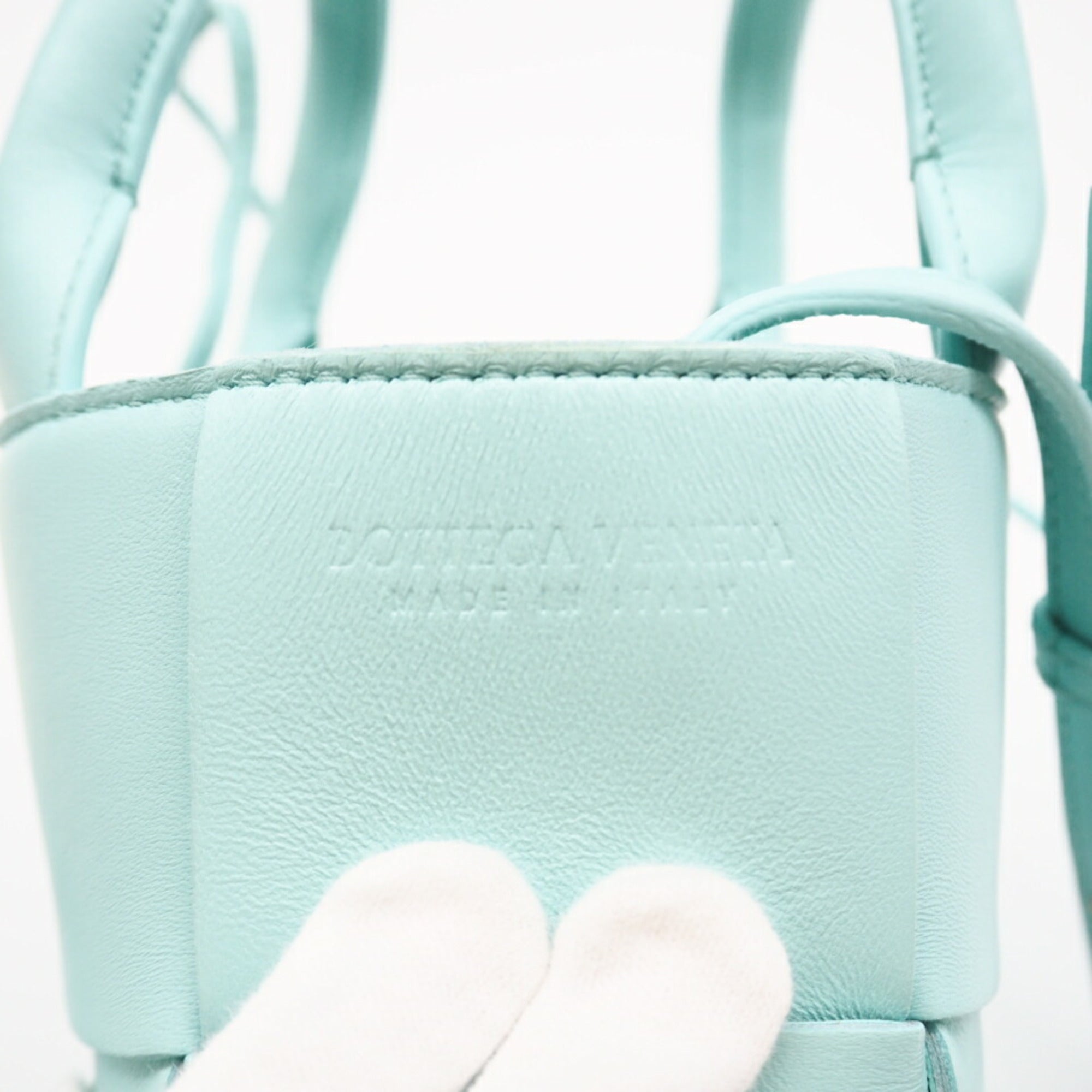 Bottega Veneta Blue Leather Tote Bag (Pre-Owned)