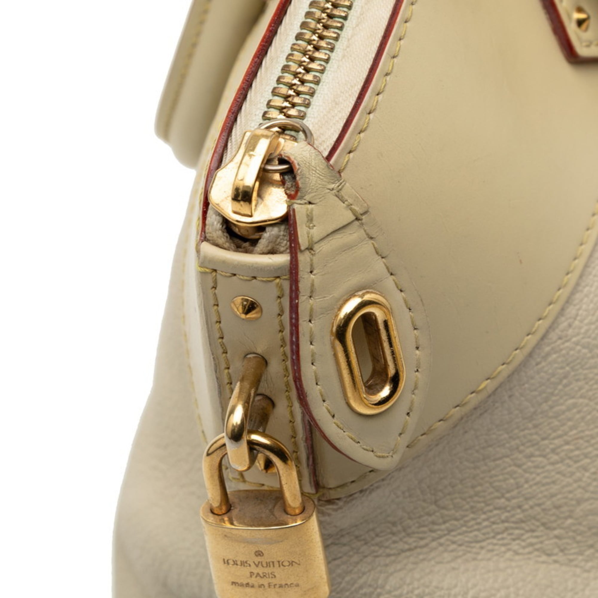 Louis Vuitton Beige Ivory Leather Handbag (Pre-Owned)