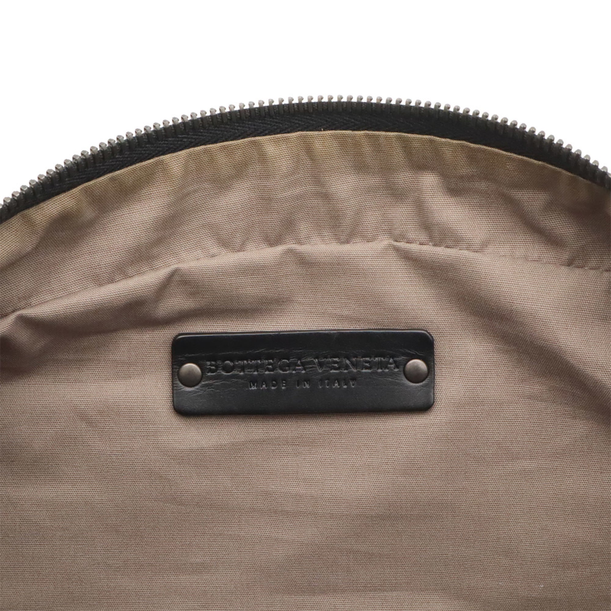 Bottega Veneta Black Leather Sling Bag (Pre-Owned)