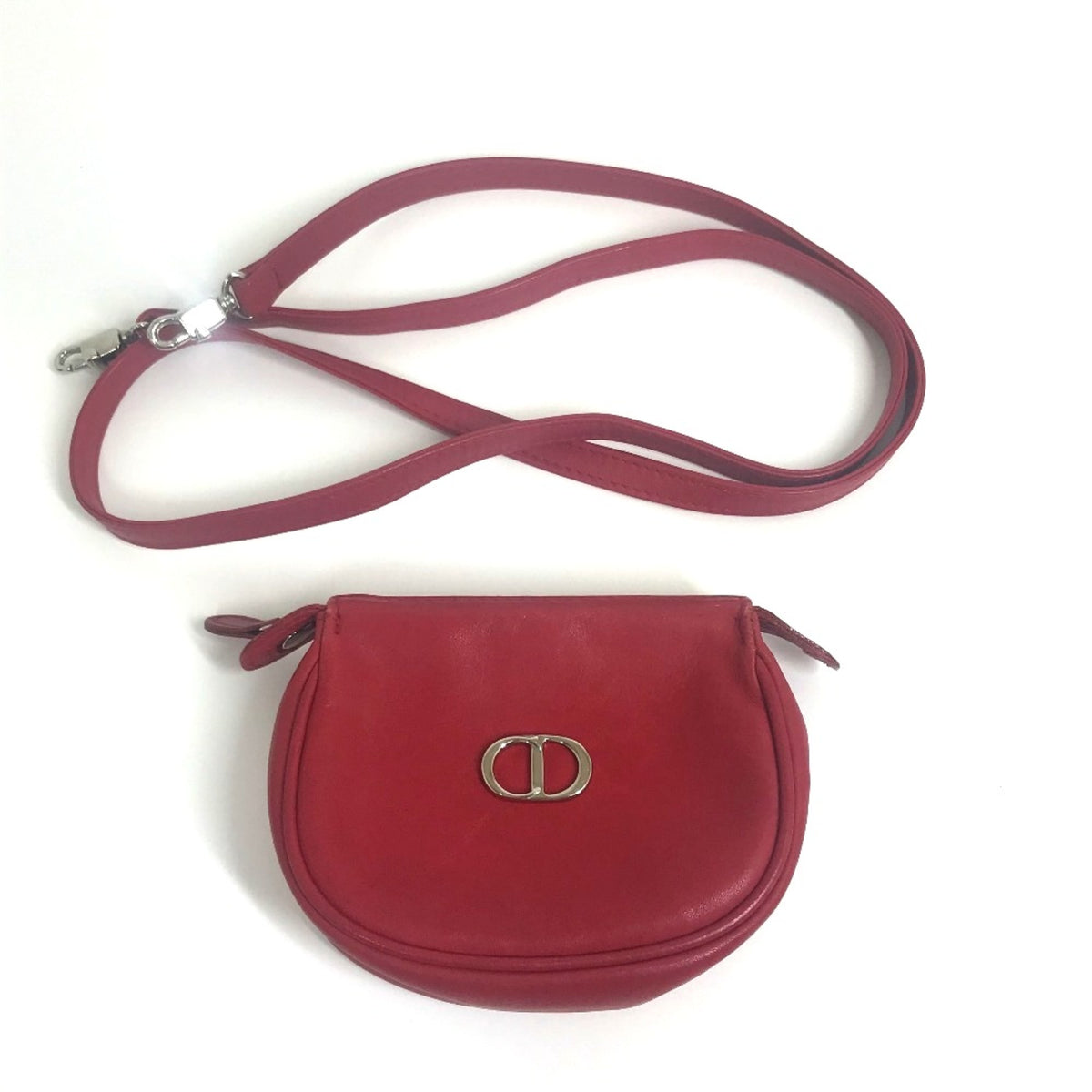 Christian Dior Red Leather Shoulder Bag (Pre-Owned)