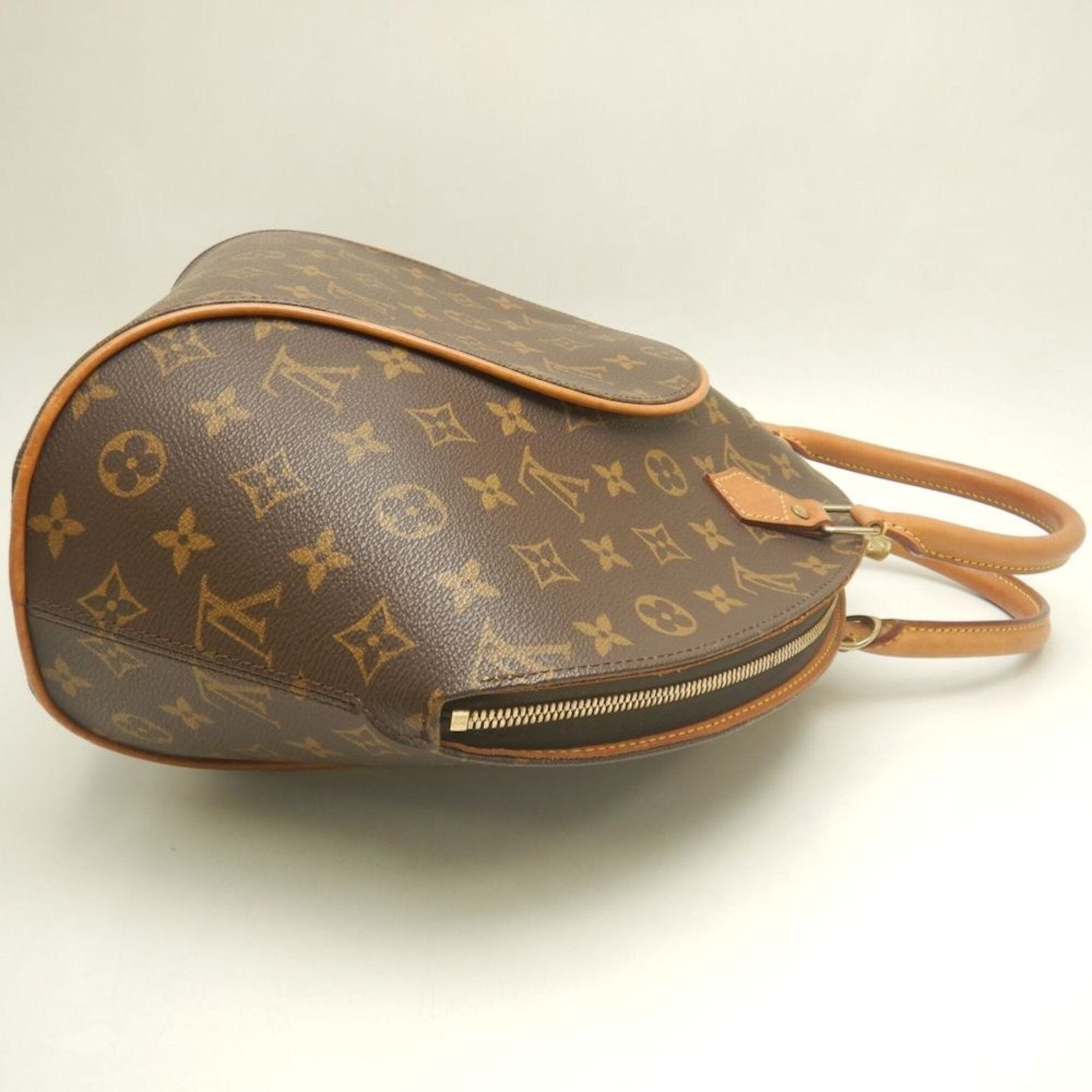 Louis Vuitton Brown Monogram Canvas Handbag (Pre-Owned)