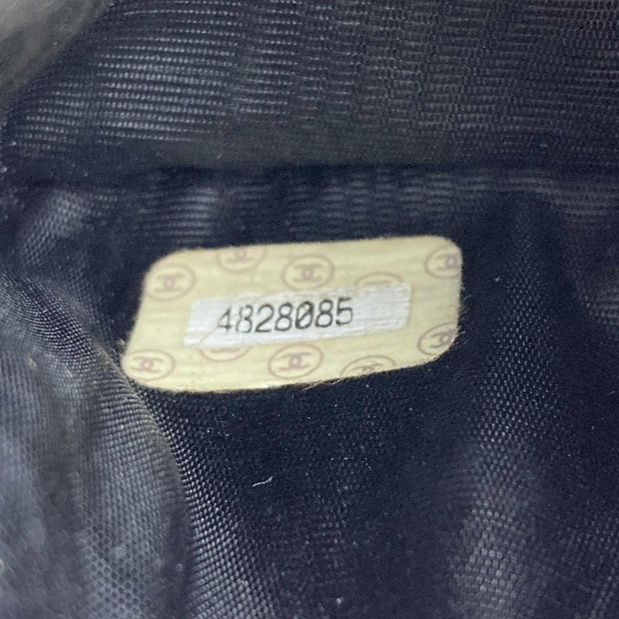 Chanel Black Leather (Pre-Owned)