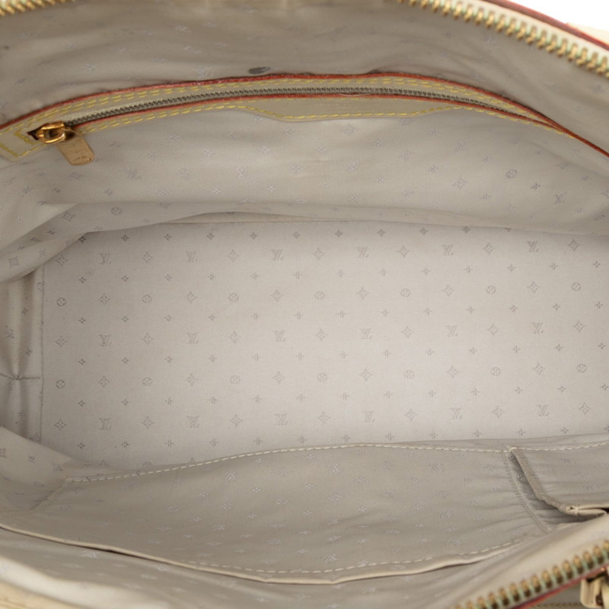 Louis Vuitton Beige Ivory Leather Handbag (Pre-Owned)