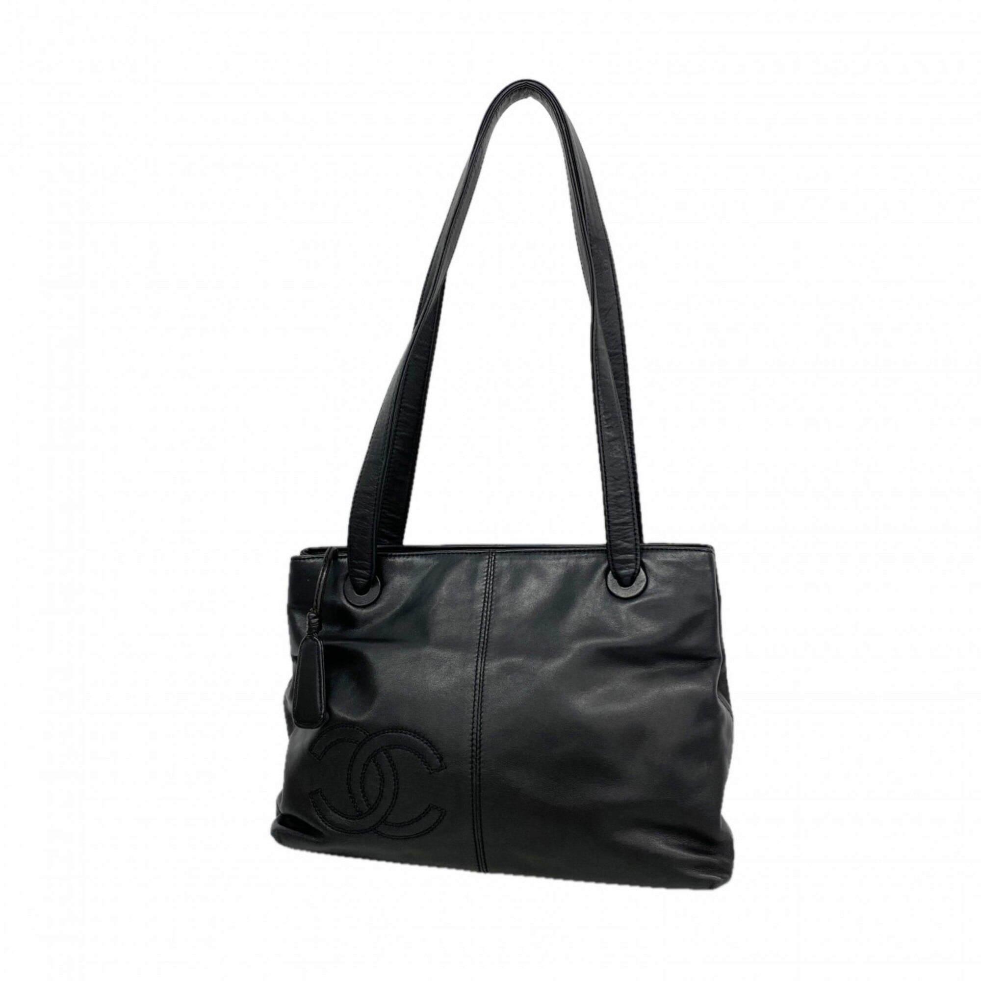 Chanel Black Leather Shoulder Bag (Pre-Owned)