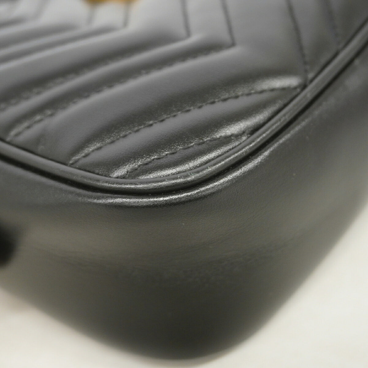 Gucci Black Leather Shoulder Bag (Pre-Owned)