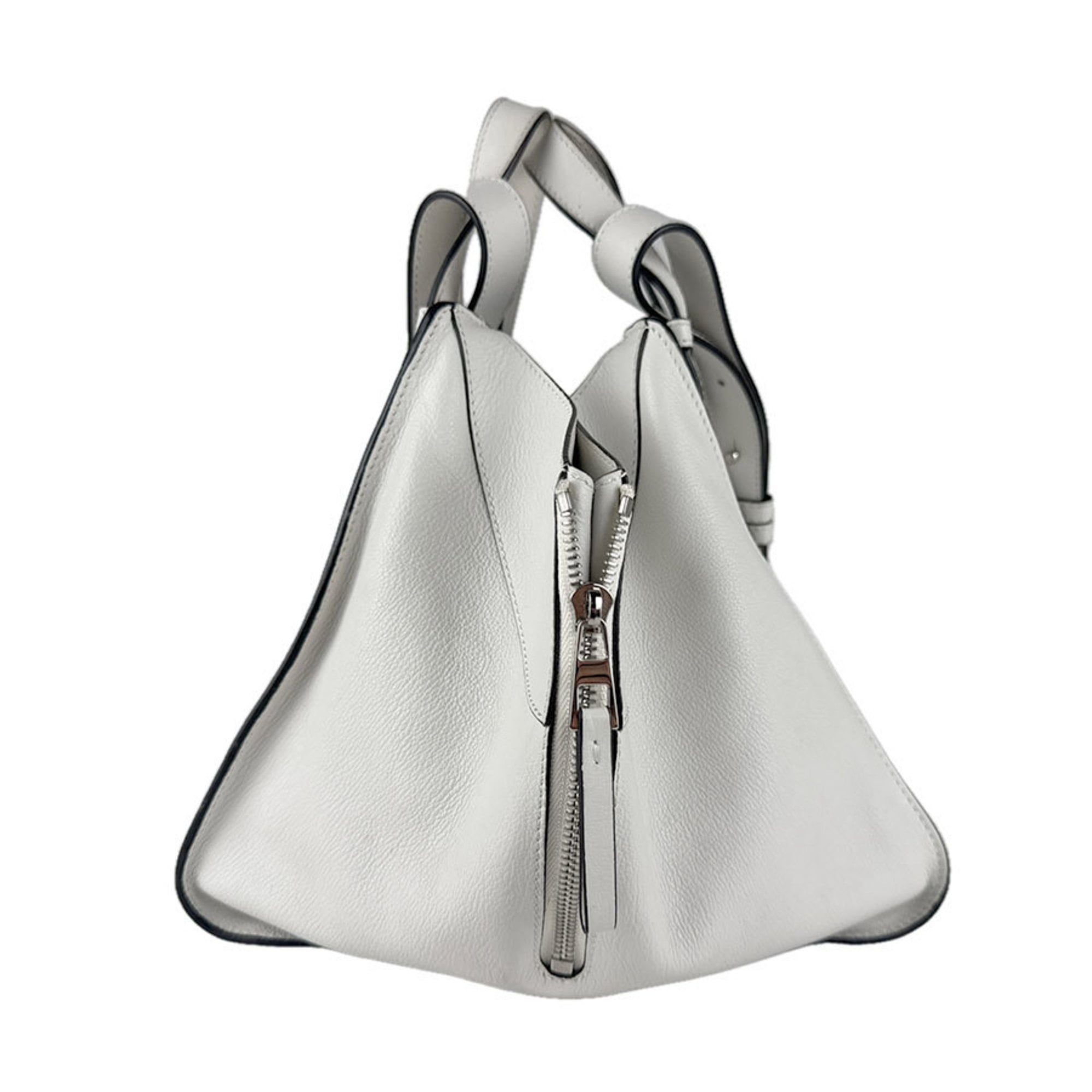 Loewe White Leather Handbag Shoulder Bag (Pre-Owned)