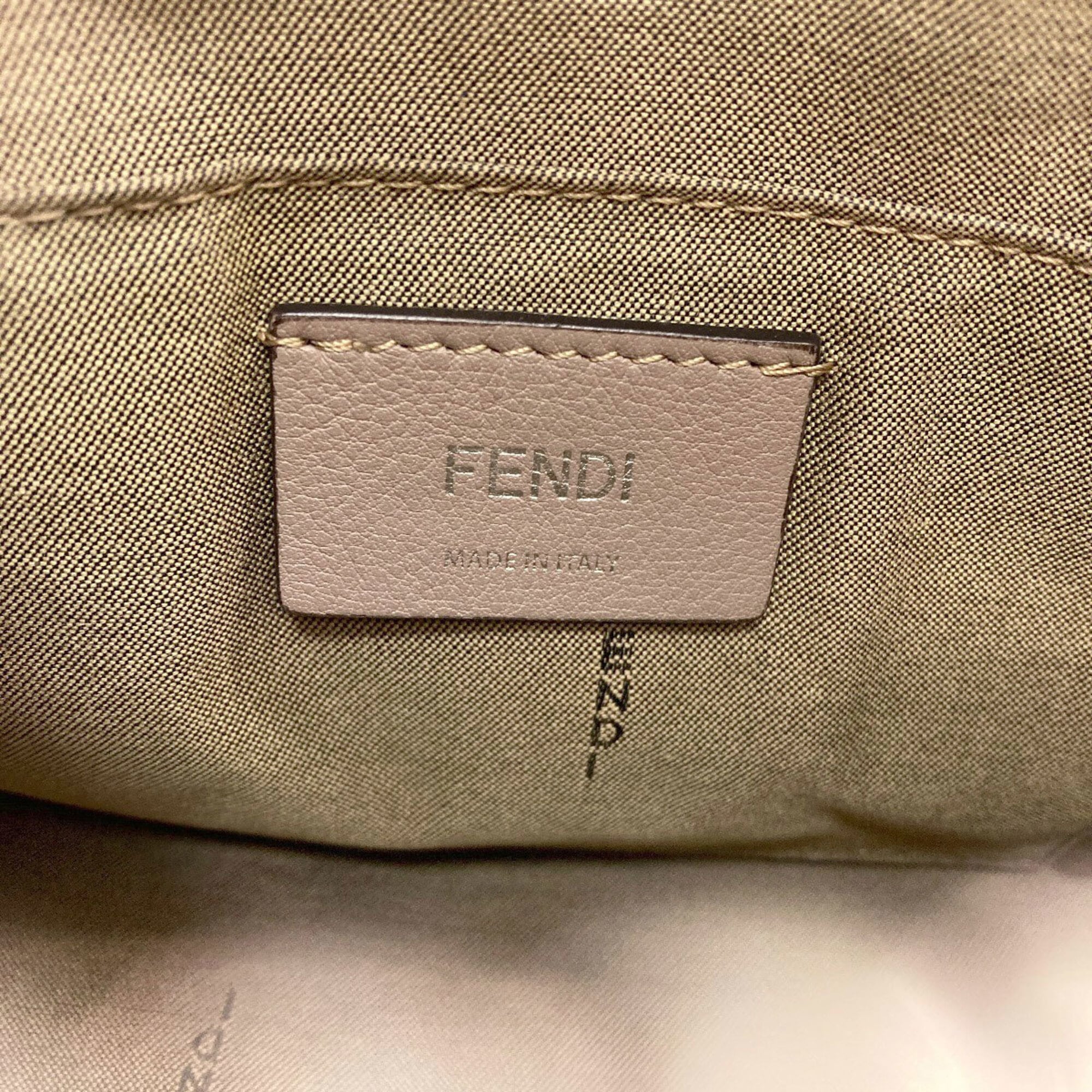 Fendi Grayish Leather Handbag (Pre-Owned)
