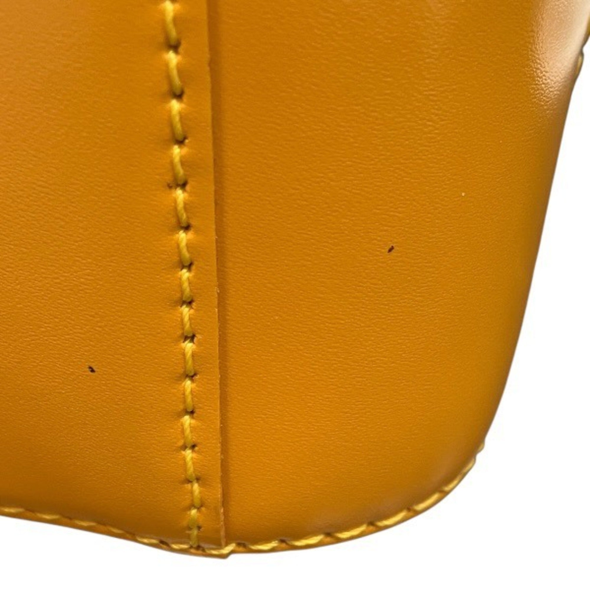 Louis Vuitton Yellow Leather Handbag (Pre-Owned)