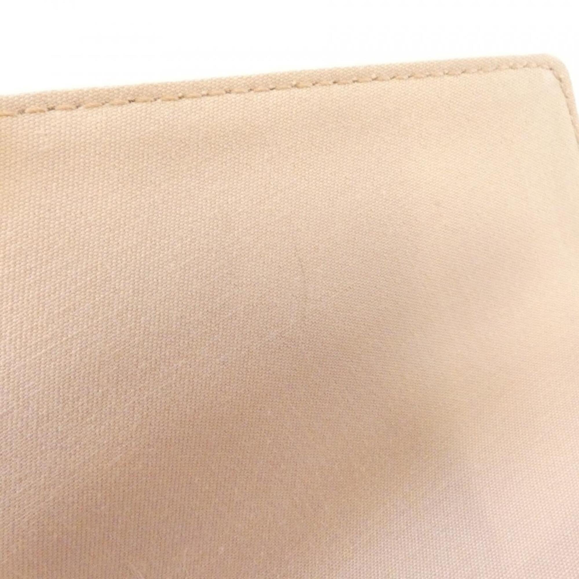 Fendi Gold Leather Shoulder Bag (Pre-Owned)