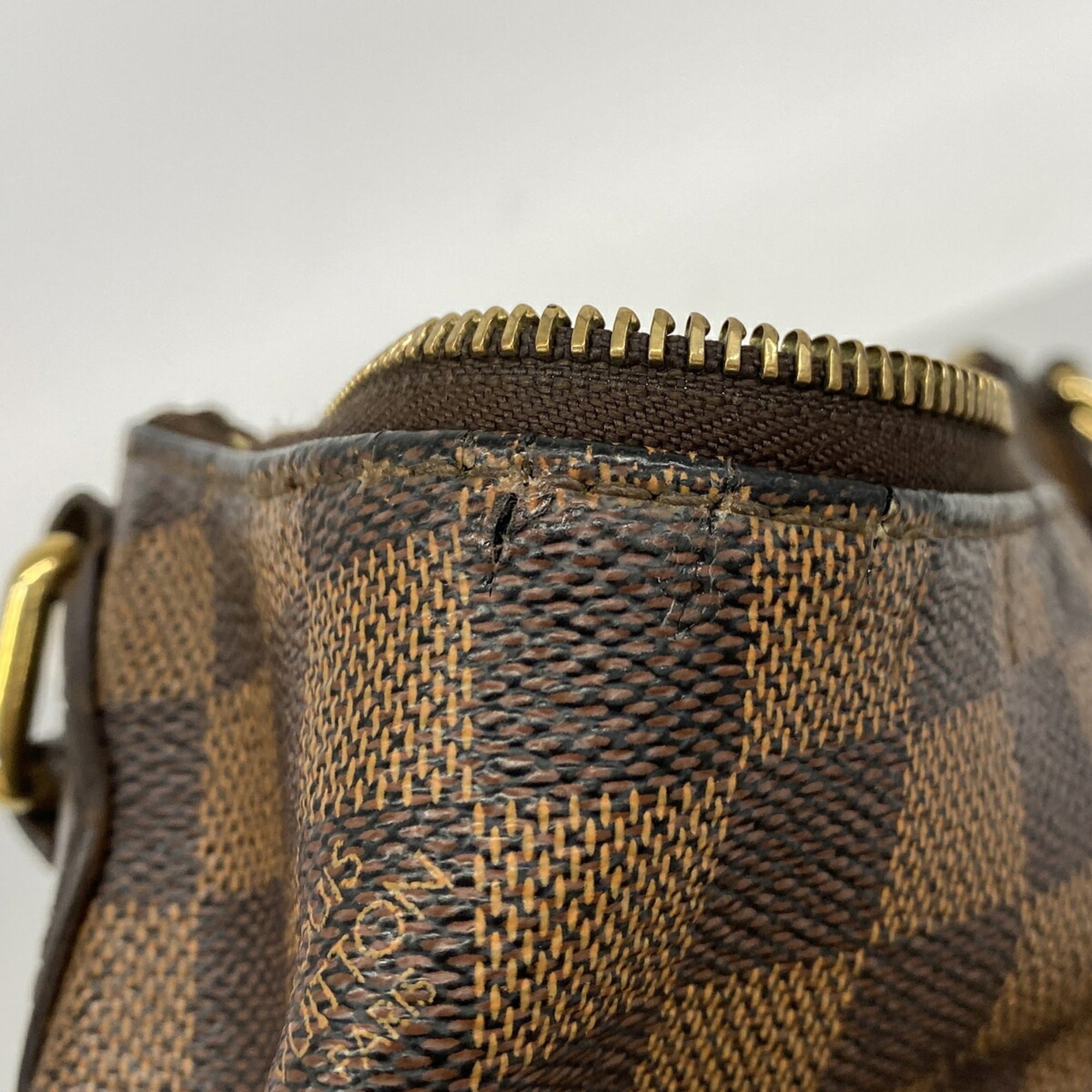 Louis Vuitton Ebene Shoulder Bag (Pre-Owned)