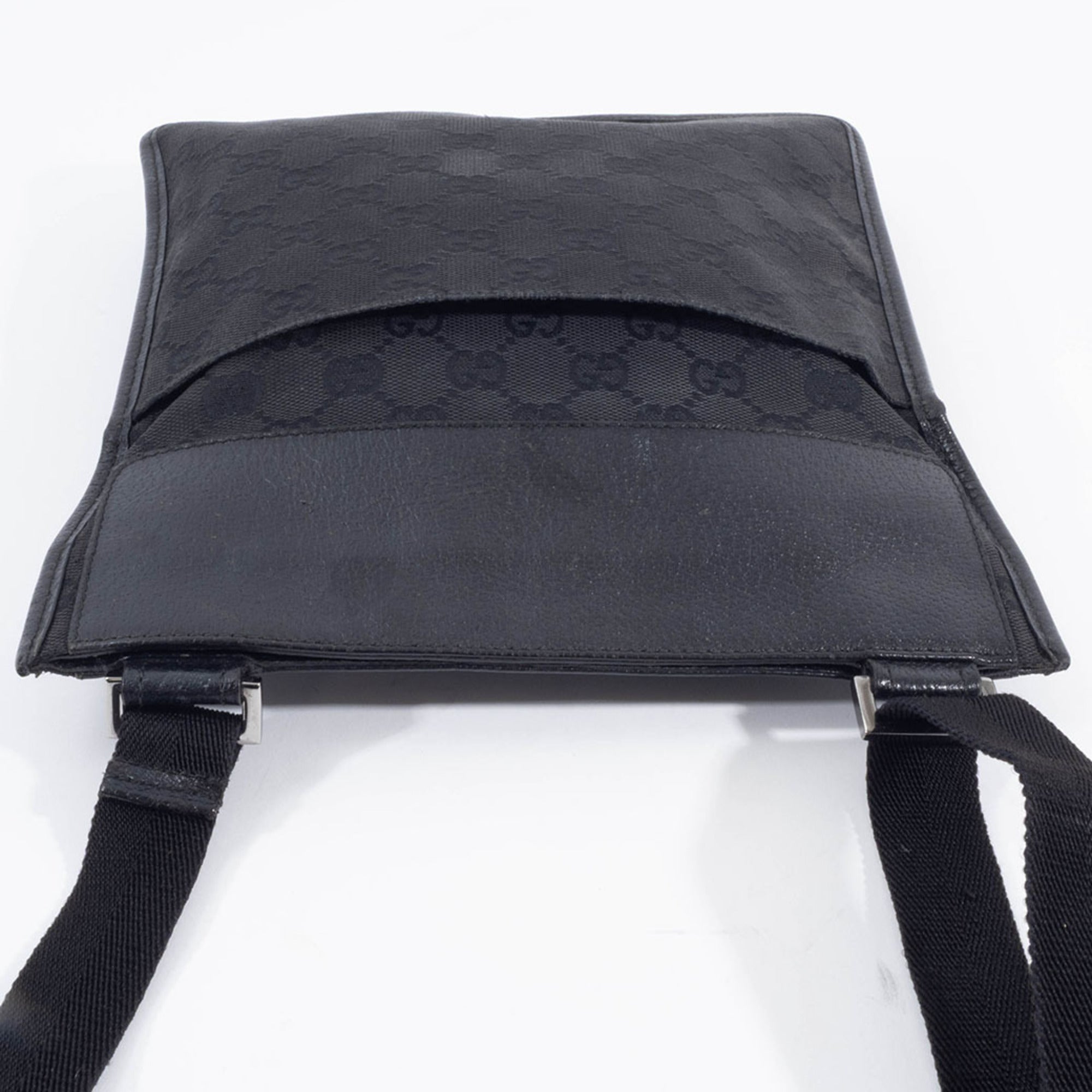 Gucci Gg Canvas Black Gg Canvas Leather Shoulder Bag (Pre-Owned)