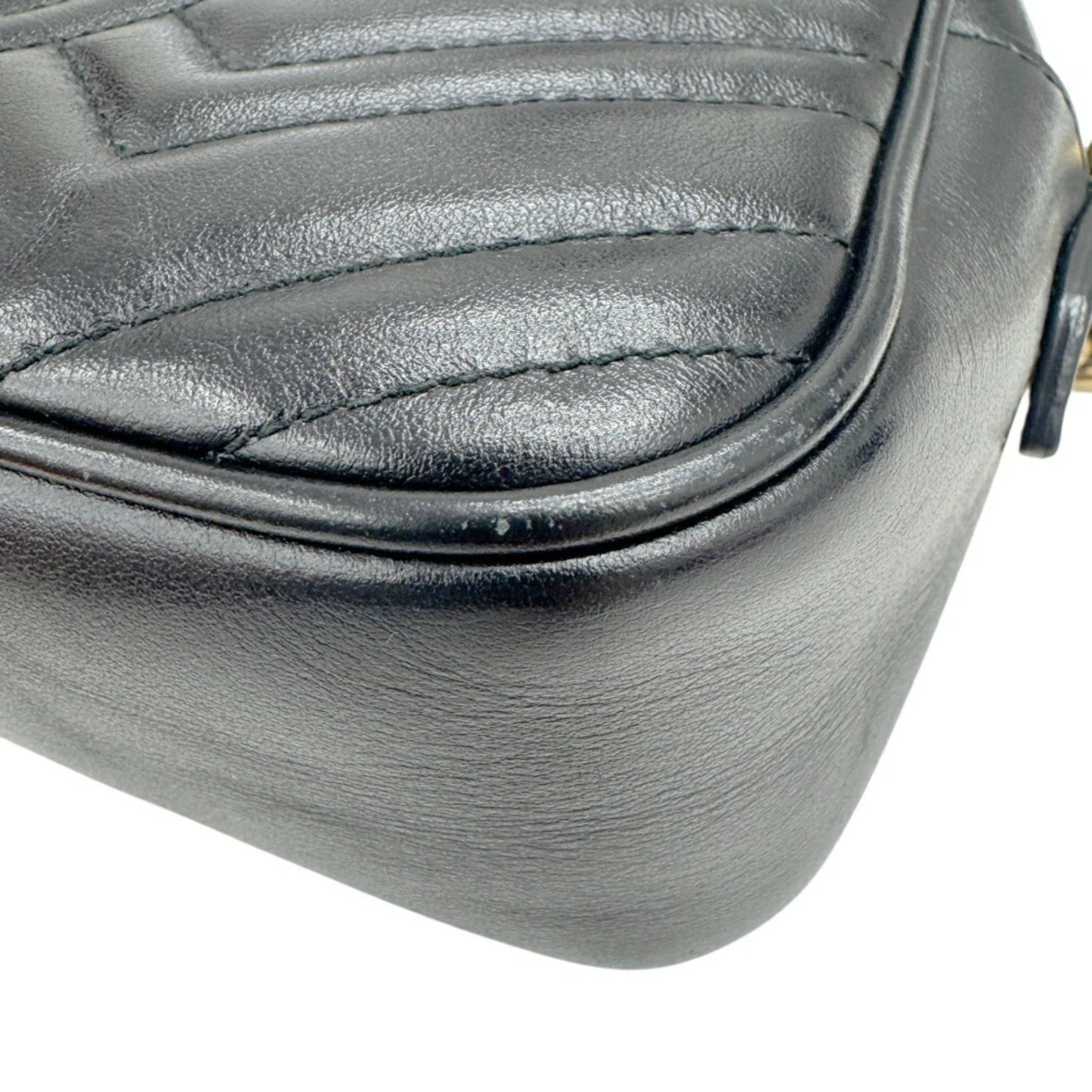 Gucci Gg Marmont Black Leather Shoulder Bag (Pre-Owned)
