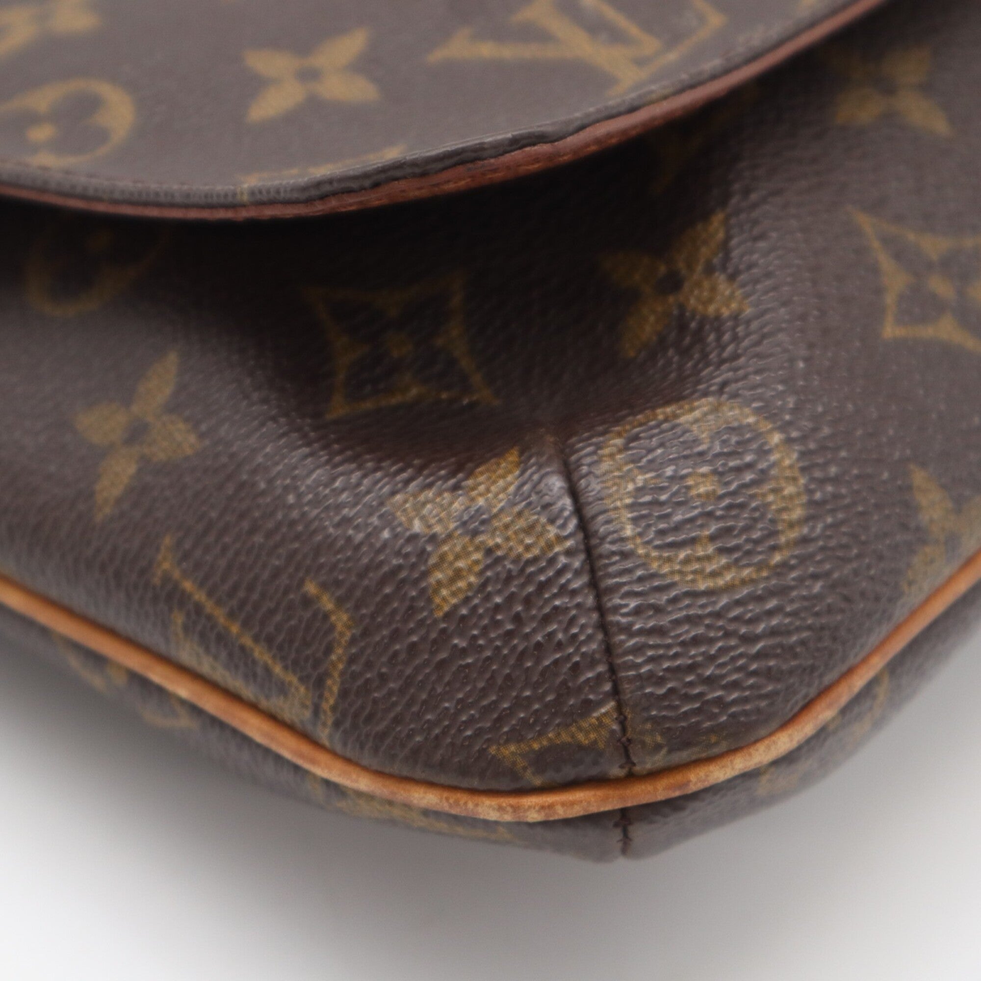 Louis Vuitton Beige Brown Monogram Coated Canvas Leather Shoulder Bag (Pre-Owned)