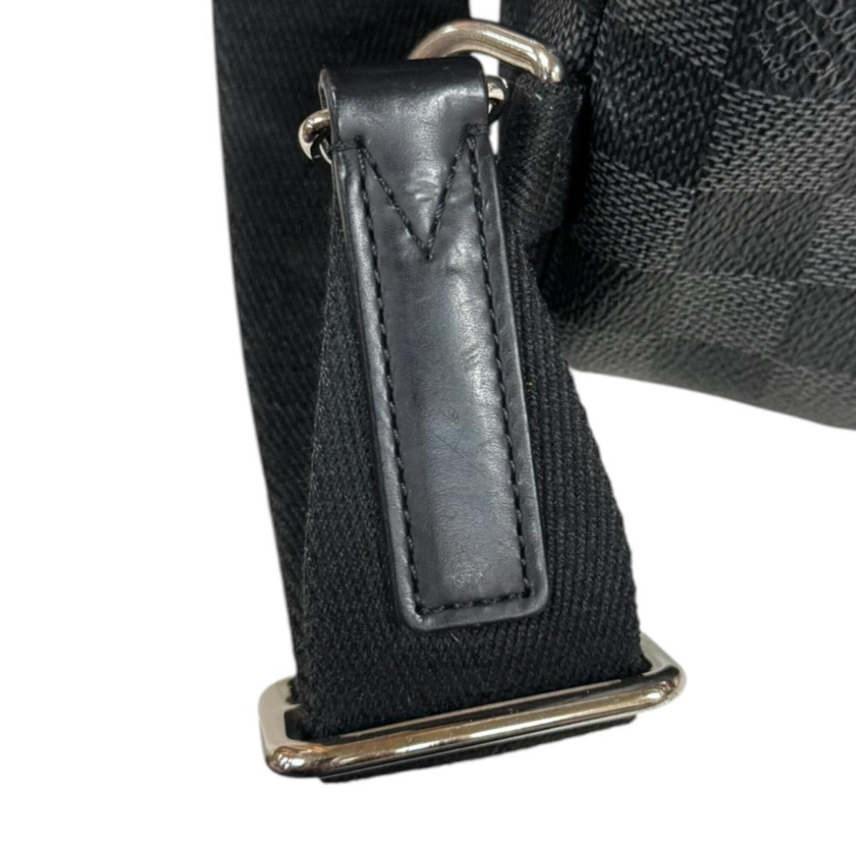 Louis Vuitton Black Gray Damier Graphite Sling Bag (Pre-Owned)