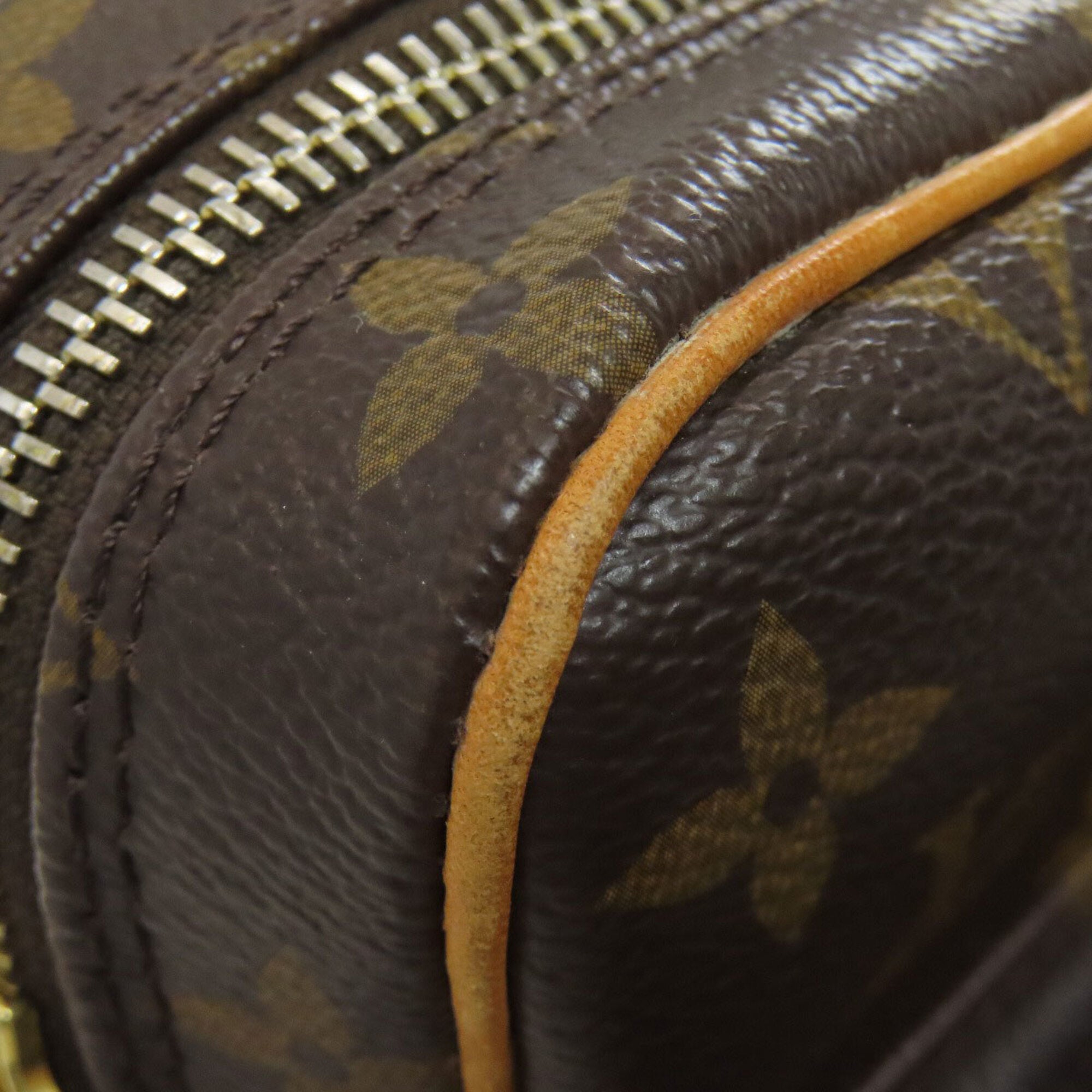 Louis Vuitton Monogram Monogram Canvas Shoulder Bag (Pre-Owned)