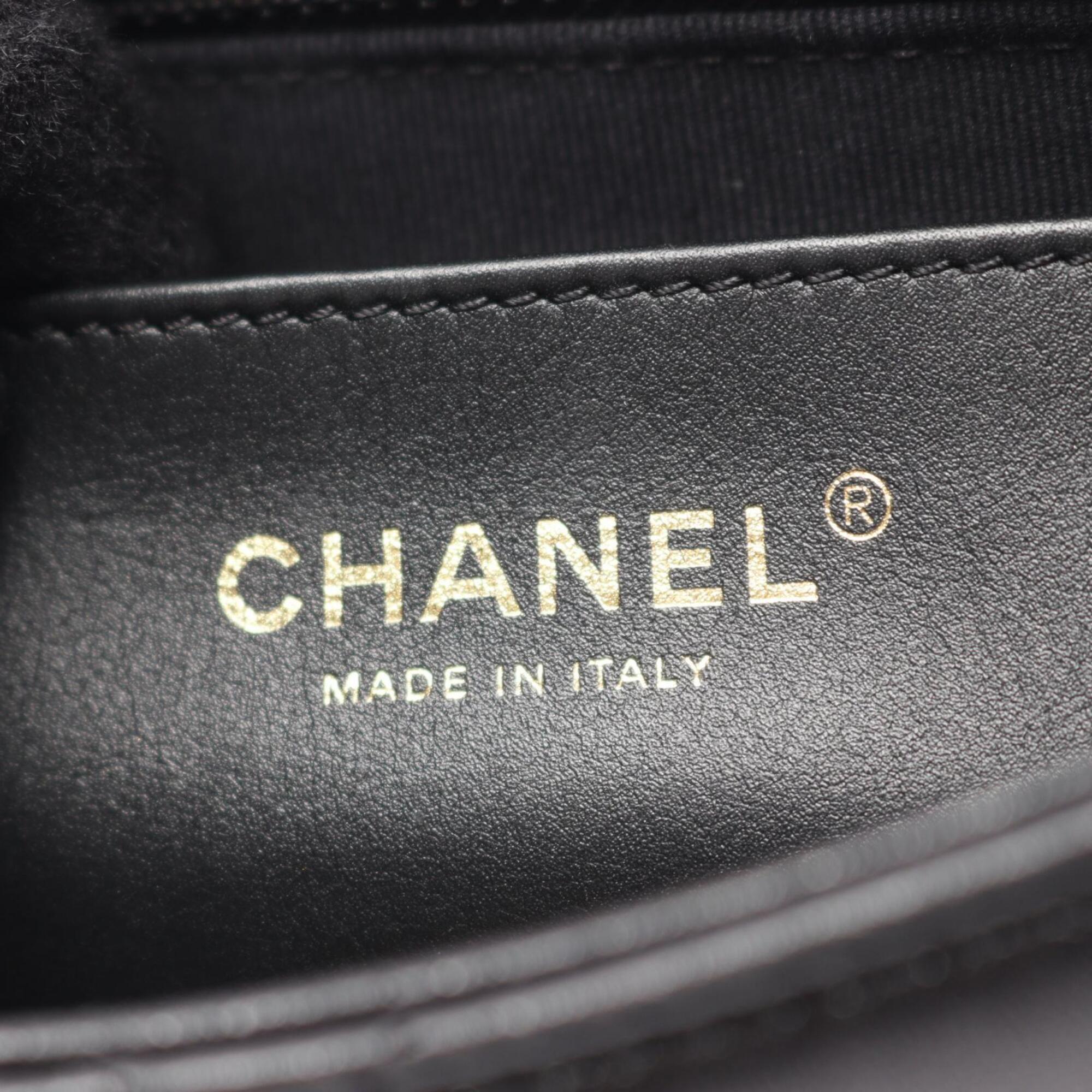 Chanel Black Leather Handbag Shoulder Bag (Pre-Owned)