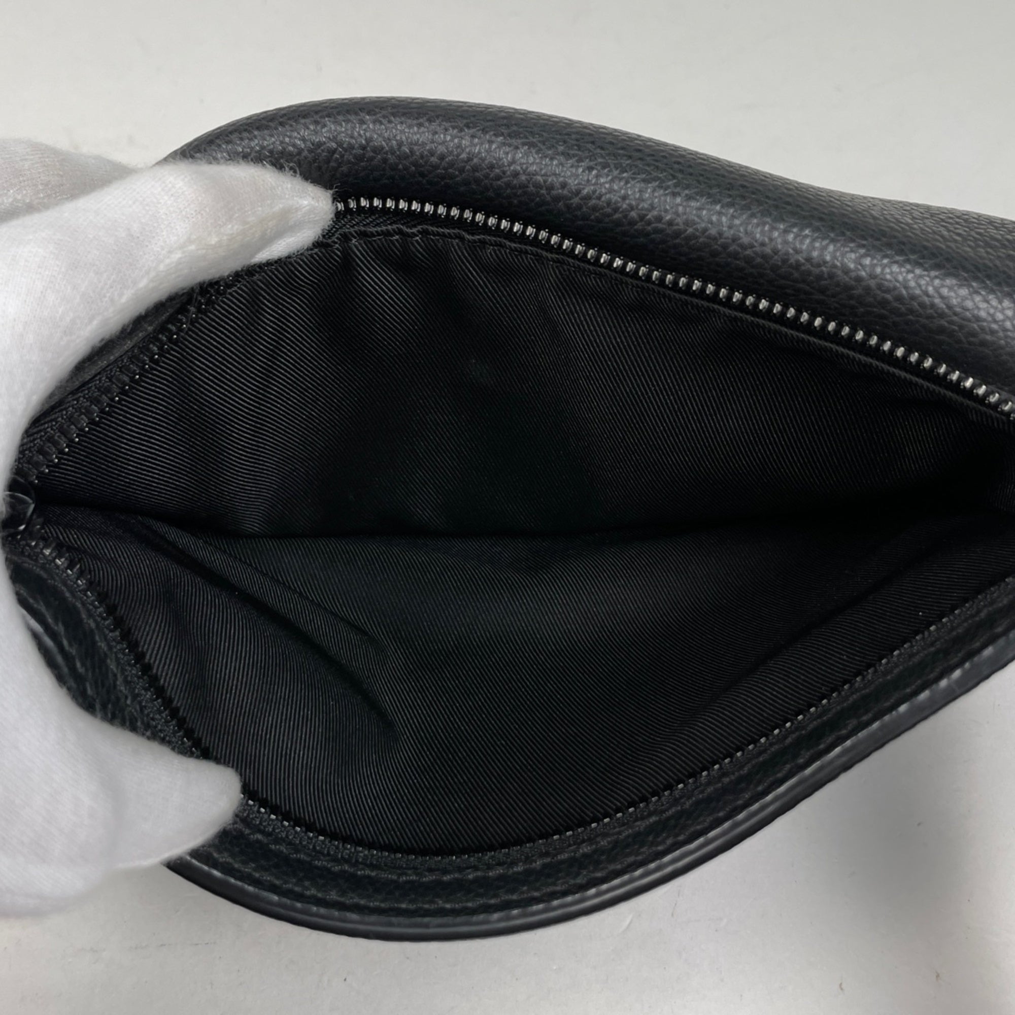 Louis Vuitton Black Noir Leather Shoulder Bag Sling Bag (Pre-Owned)