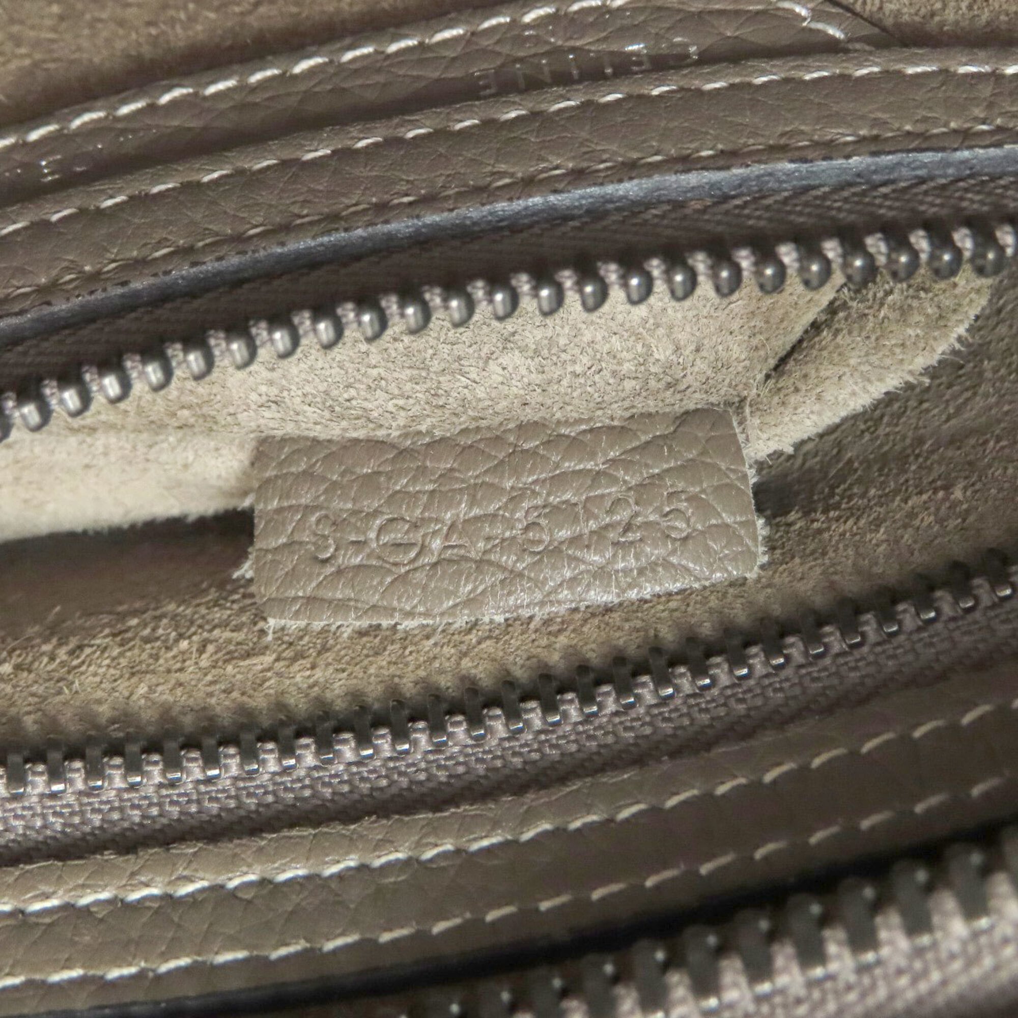Celine Grayish Leather Handbag (Pre-Owned)