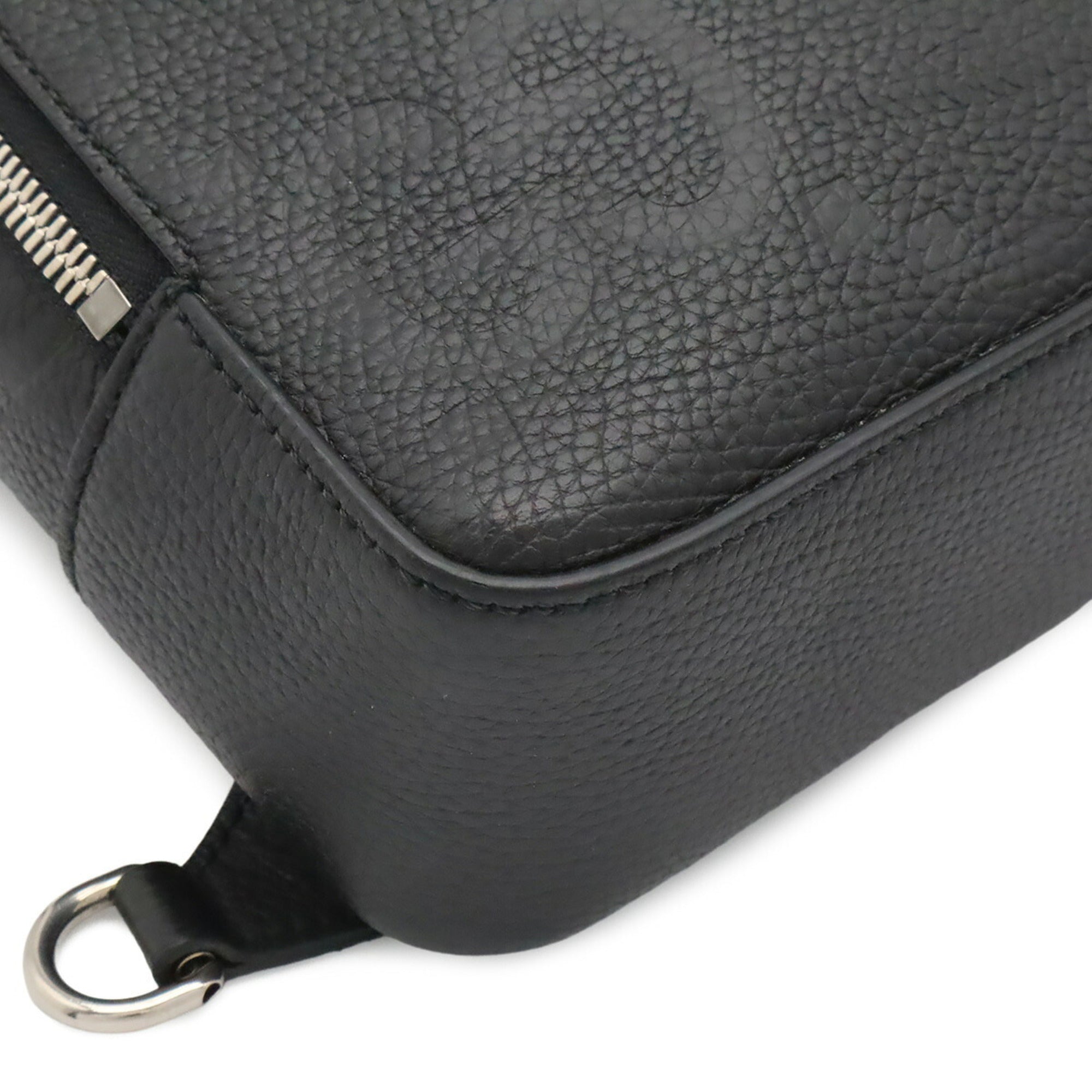 Gucci Black Leather Shoulder Bag Sling Bag (Pre-Owned)