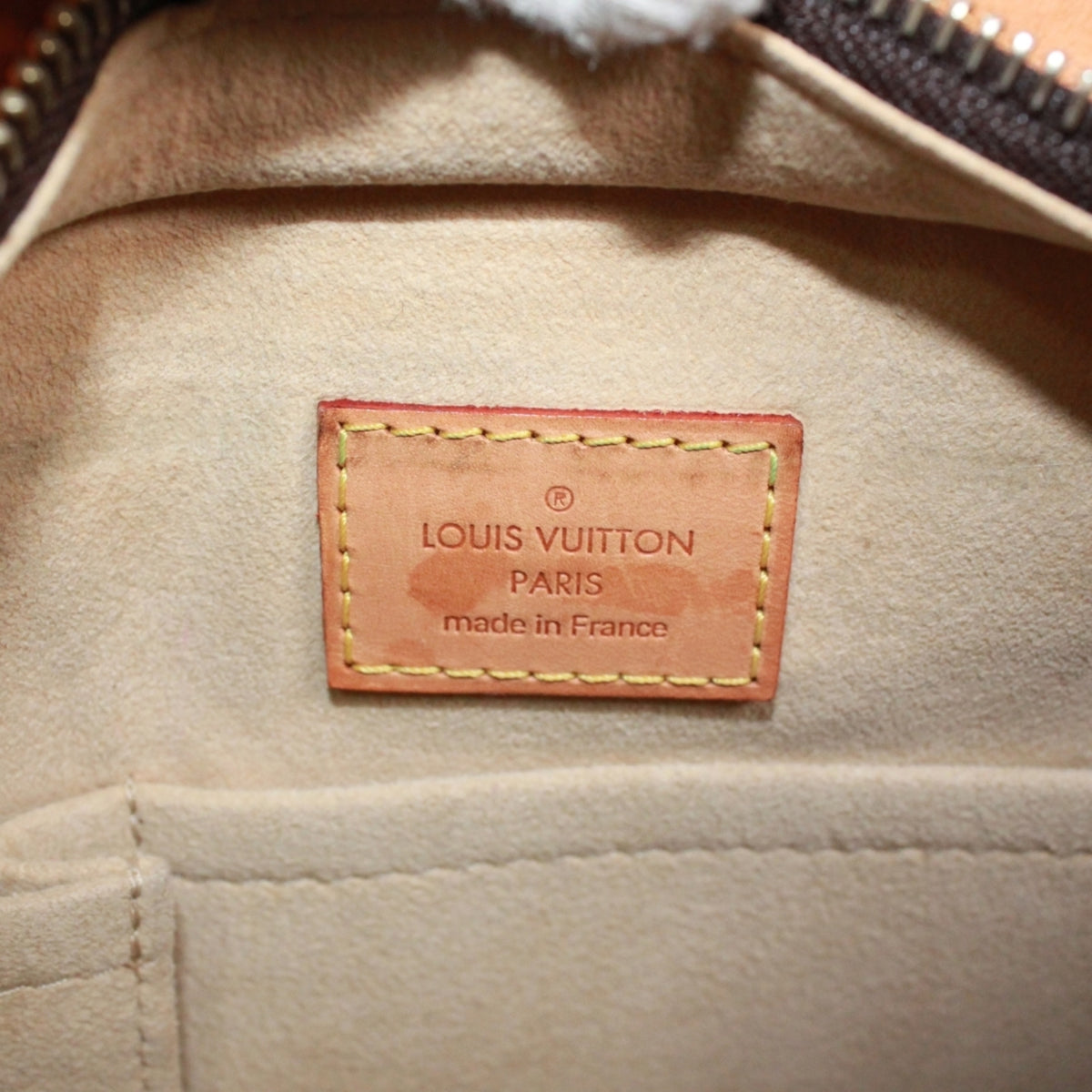 Louis Vuitton Brown Monogram Monogram Shoulder Bag (Pre-Owned)