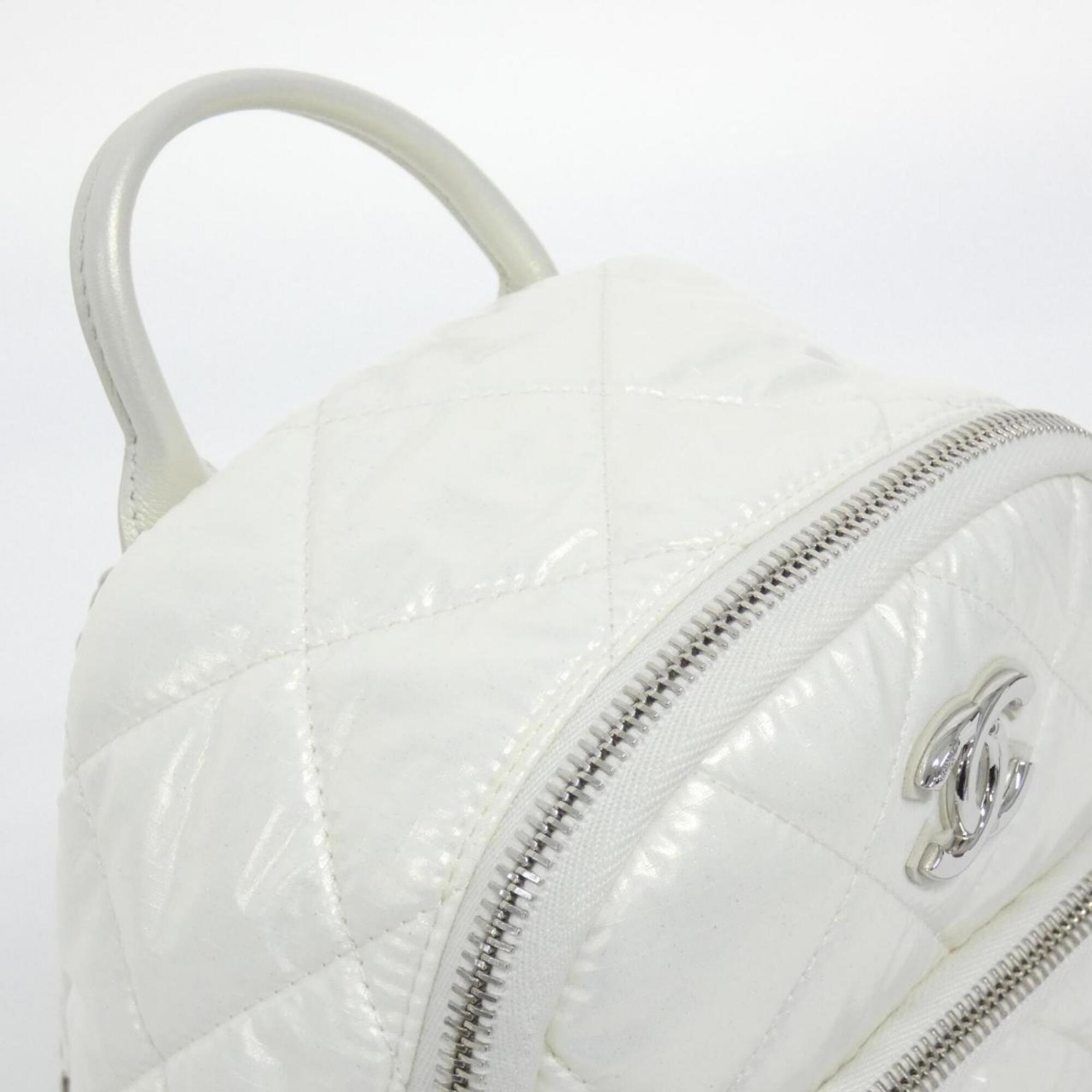 Chanel White Nylon Backpack (Pre-Owned)