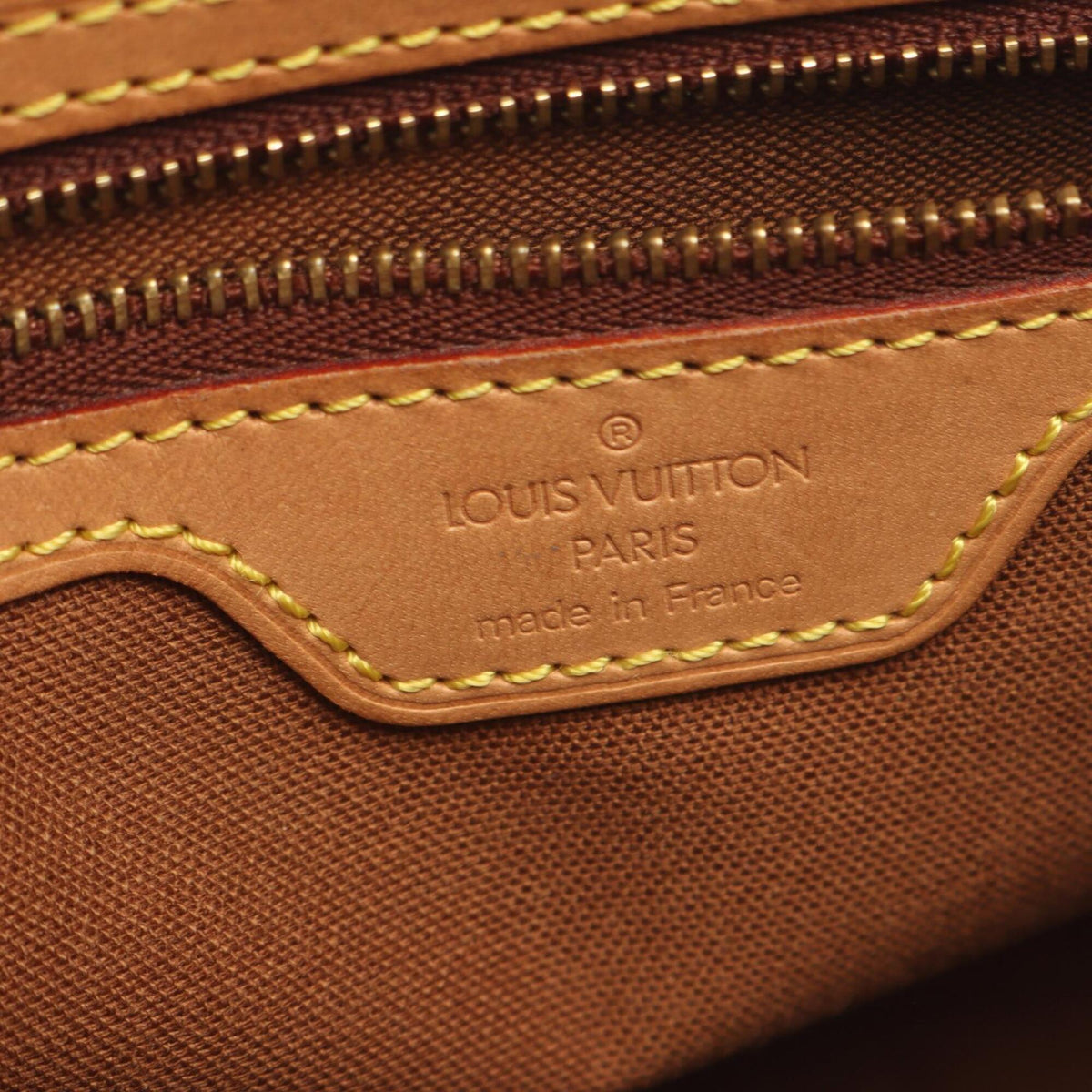 Louis Vuitton Brown Coated Canvas Pvc Monogram Leather Handbag Shoulder Bag (Pre-Owned)