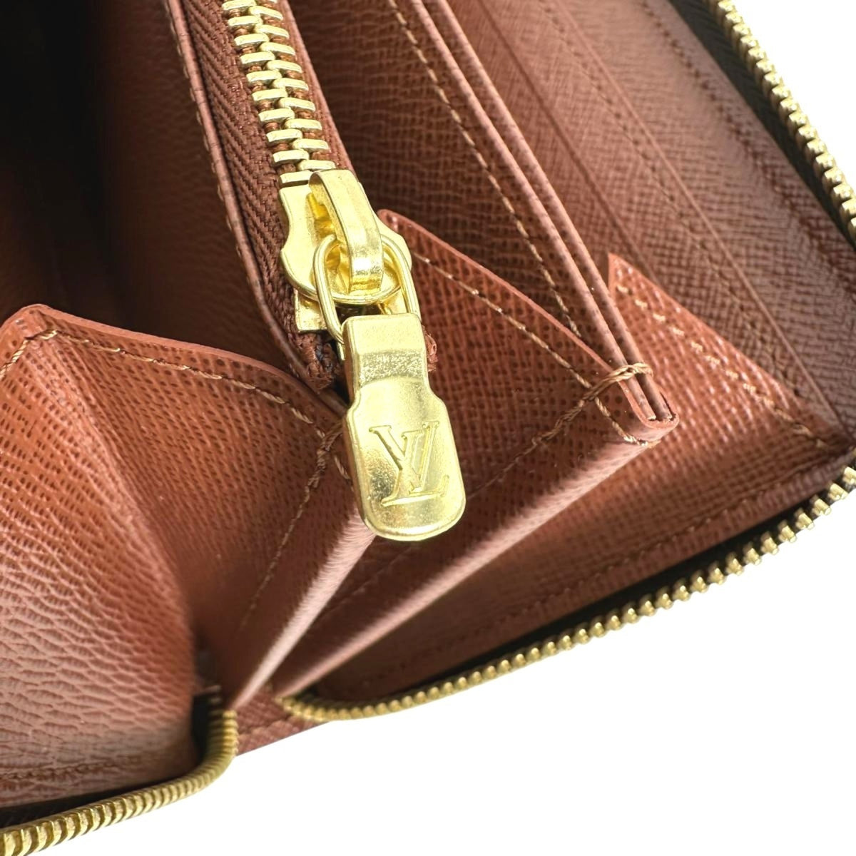 Louis Vuitton Monogram Brown Monogram Long Wallet (Bi-Fold) (Pre-Owned)