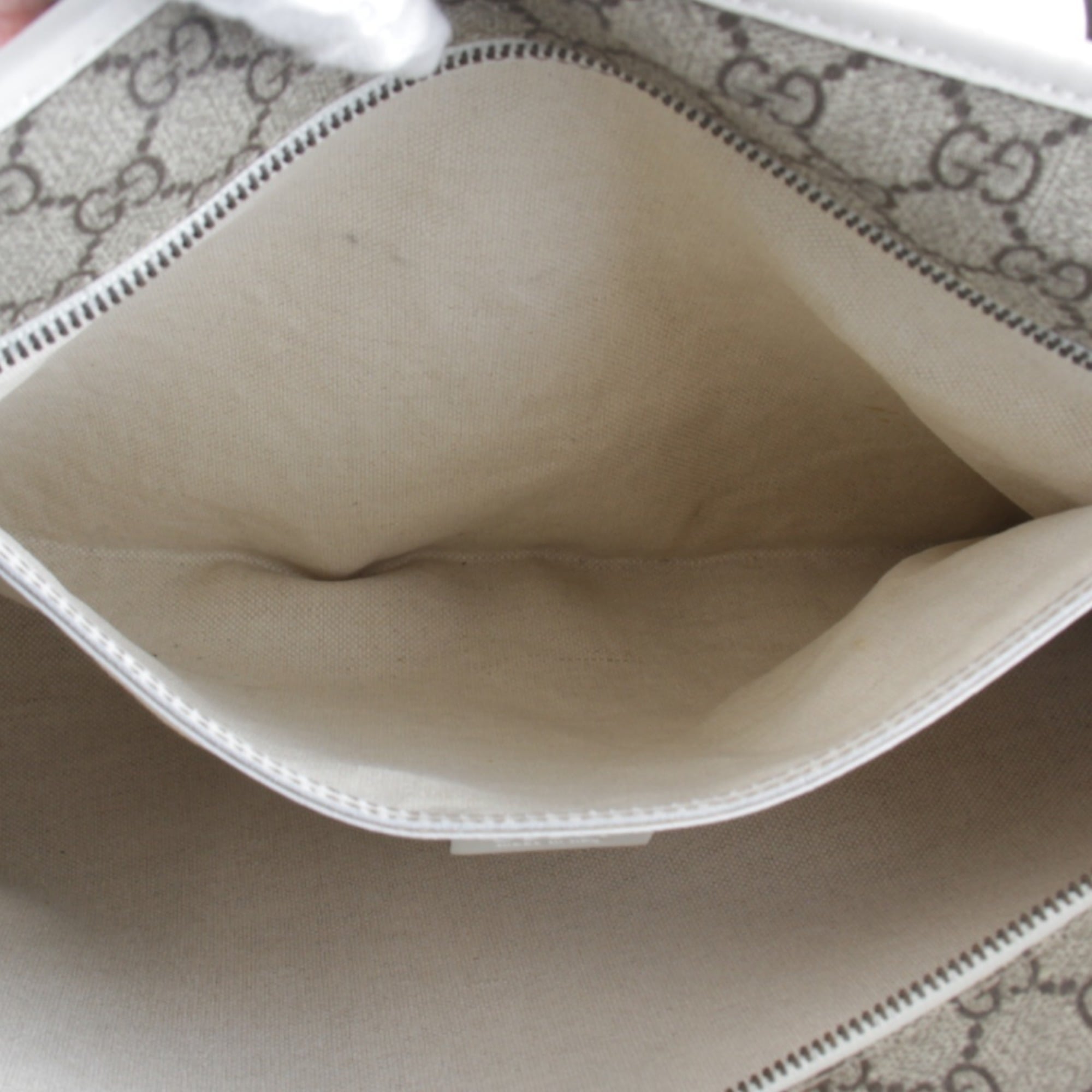 Gucci Brown Gg Supreme Tote Bag (Pre-Owned)