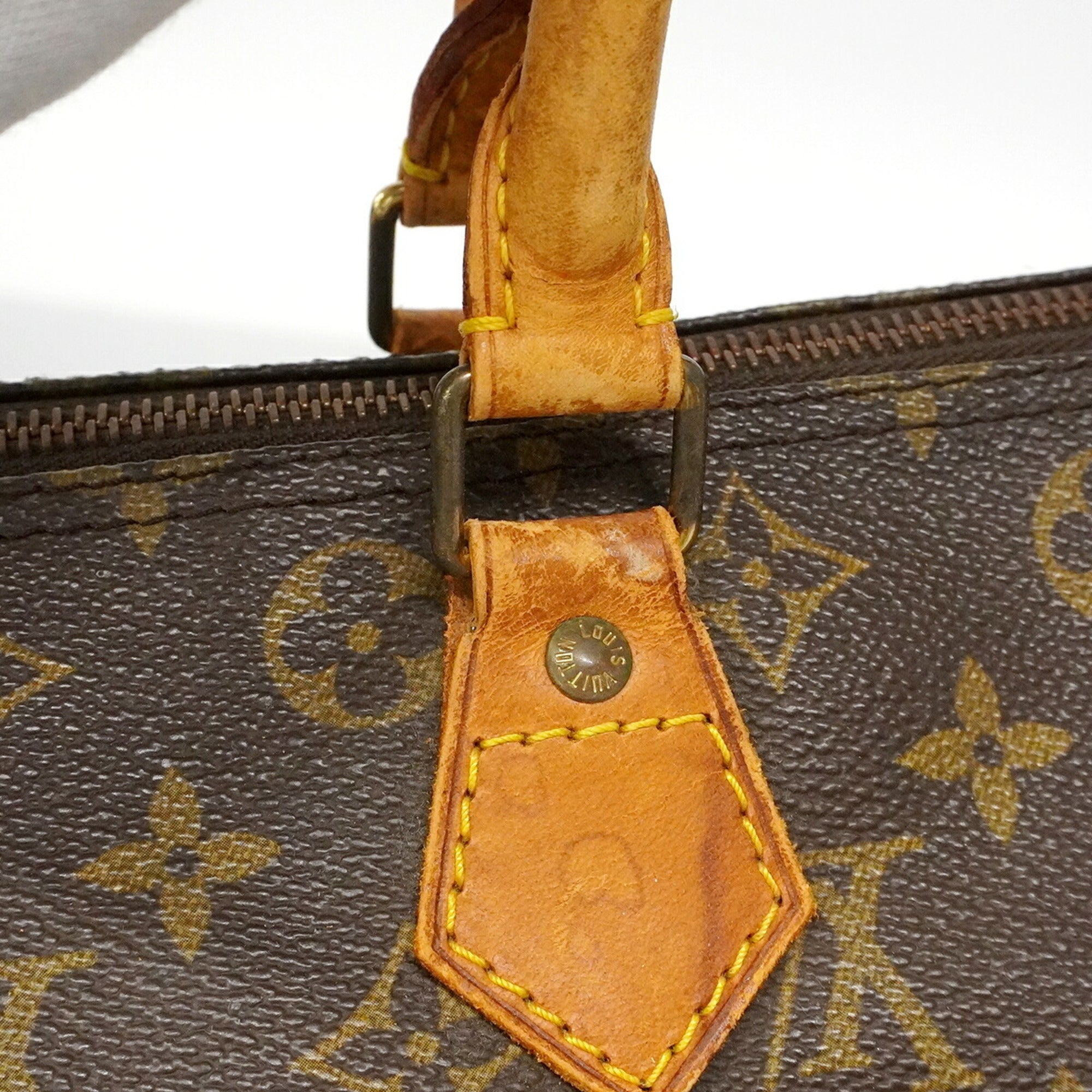 Louis Vuitton Brown Handbag (Pre-Owned)