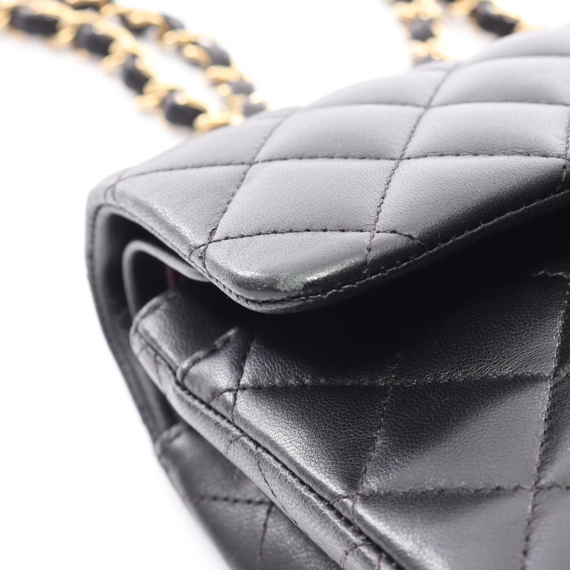 Chanel Black Leather Handbag Shoulder Bag (Pre-Owned)