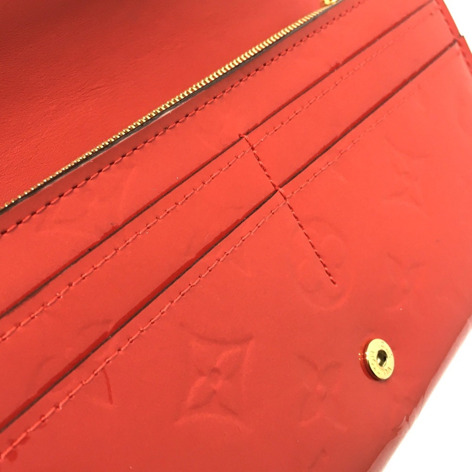 Louis Vuitton Cerise Red Color Monogram Vernis Long Wallet (Bi-Fold) (Pre-Owned)
